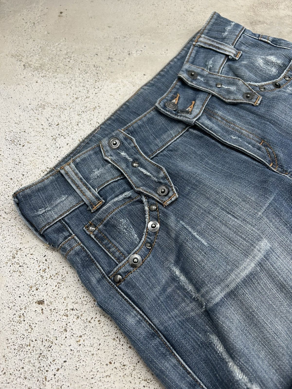 Le Grande Bleu (L.G.B.) Camel Road Distressed Embellished Jeans Size US 29 - 7 Thumbnail