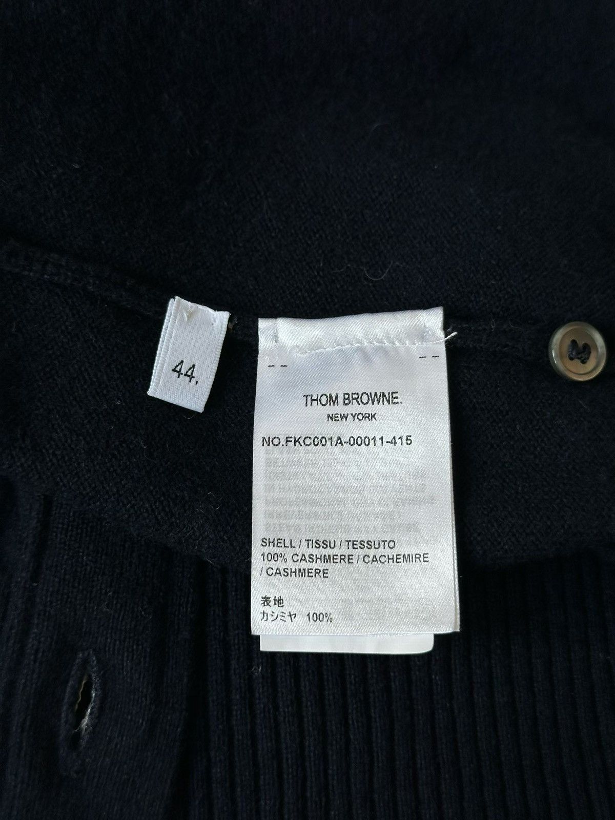 Thom Browne Thom Browne Navy Classic Cashmere 4-Bar V-Neck Cardigan Size M / US 6-8 / IT 42-44 - 4 Thumbnail