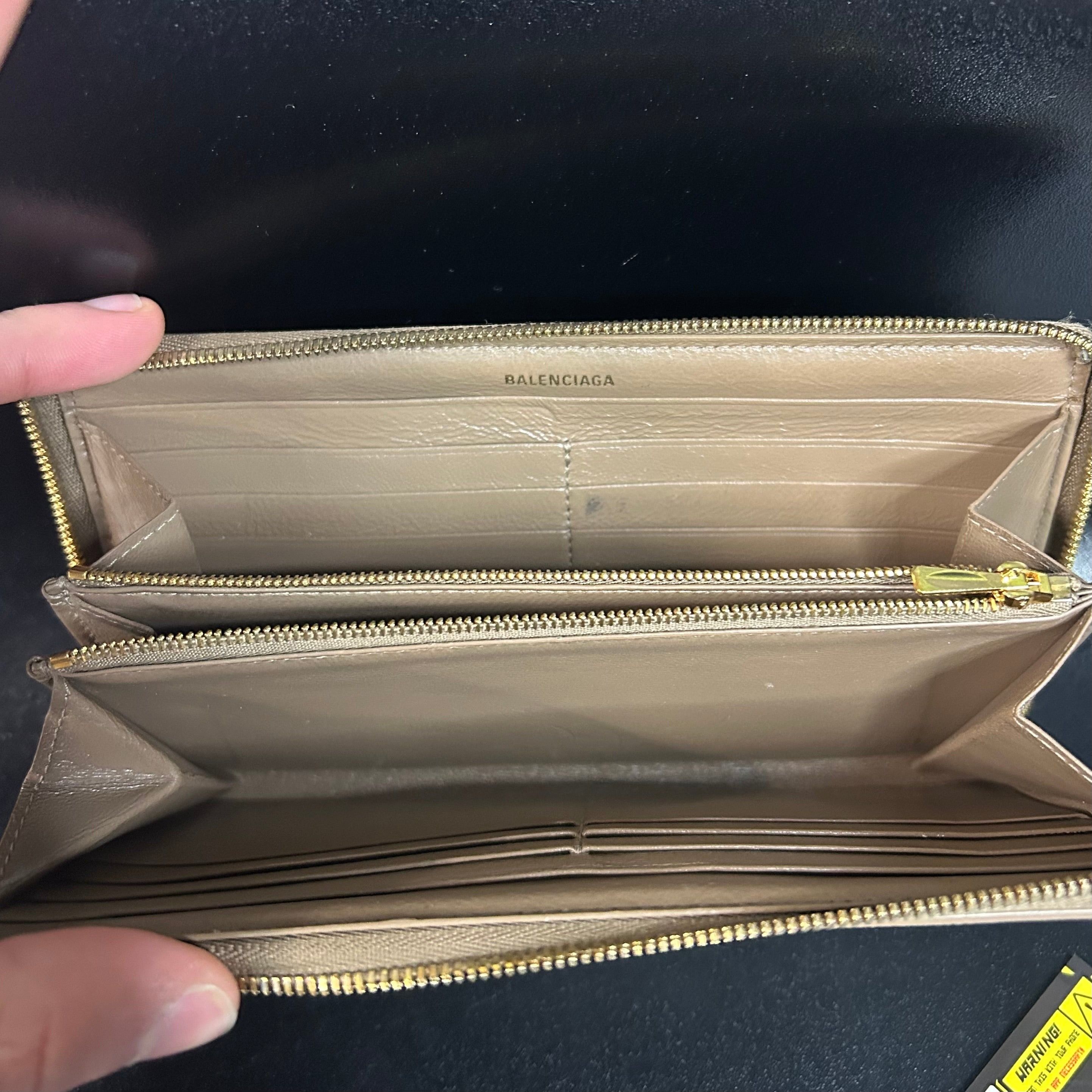 Balenciaga Balenciaga Brown Monogram Zip Around Clutch Bag Size ONE SIZE - 3 Thumbnail