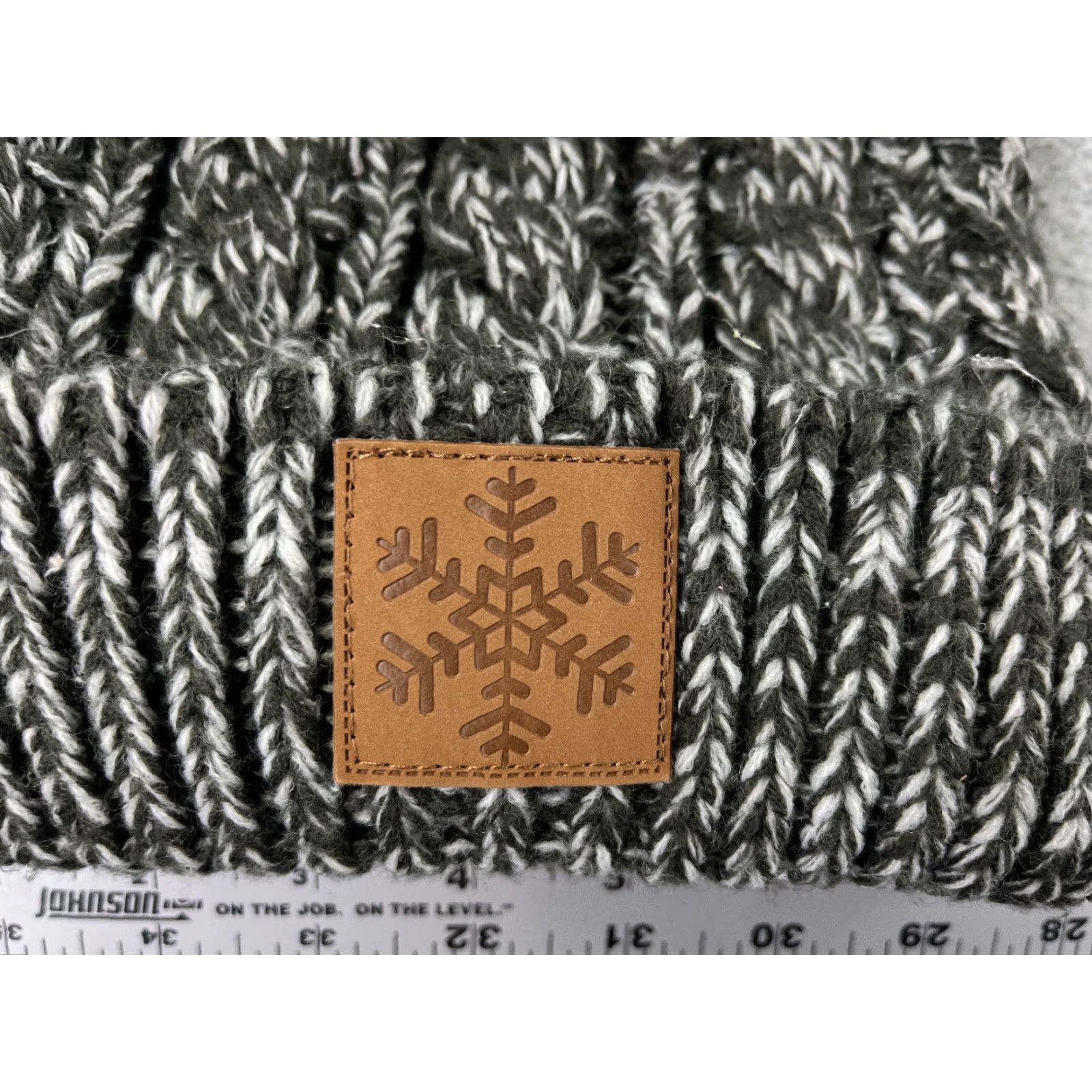 Vintage Gertex Beanie Adult One Size Gray Cable Knit Snowflake 100% Acrylic Pom Hat Mens Size ONE SIZE - 2 Thumbnail