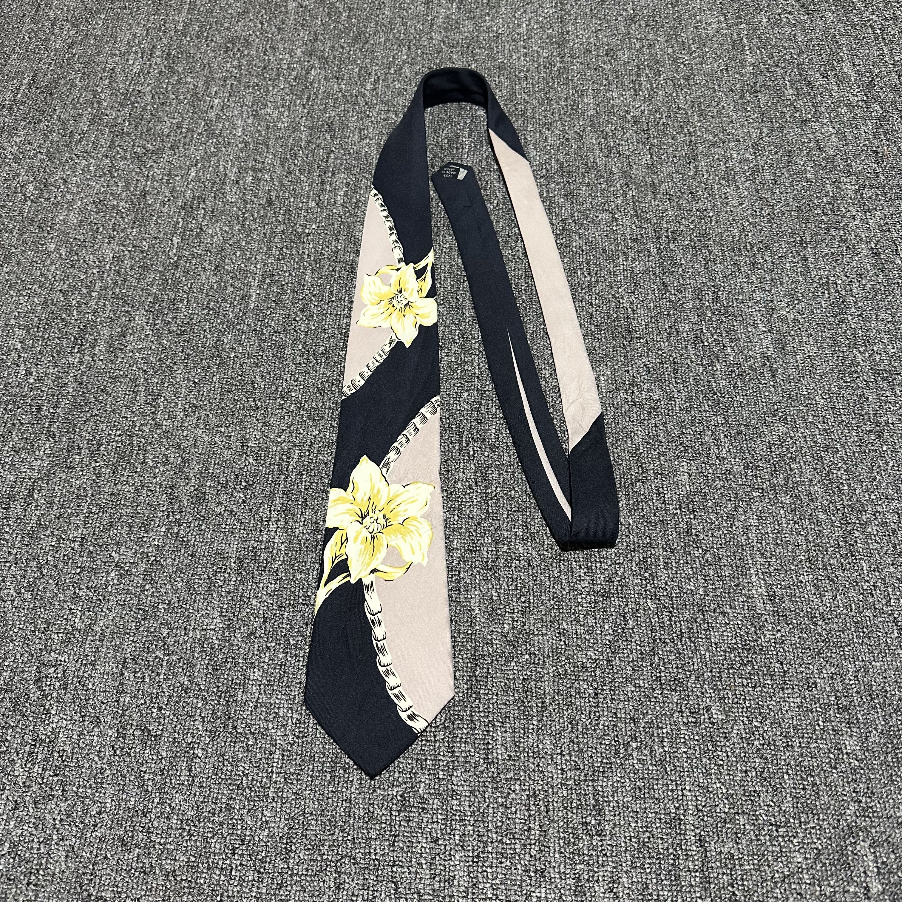 Yohji Yamamoto SS18 “南無阿弥陀仏” Square Tie | Grailed