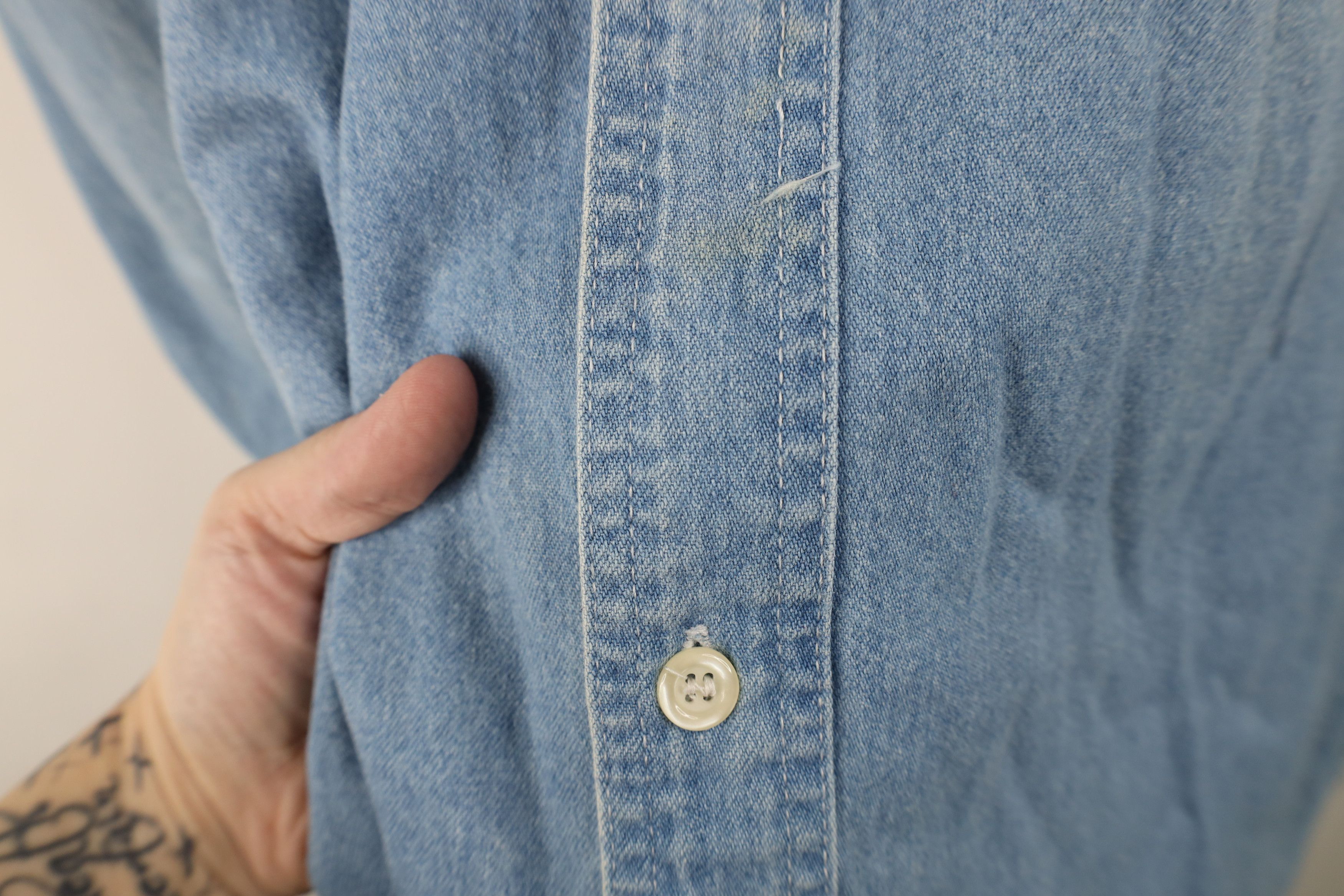 Vintage Vintage 90s Planet Hollywood Vegas Denim Button Down Shirt Size US XL / EU 56 / 4 - 6 Thumbnail