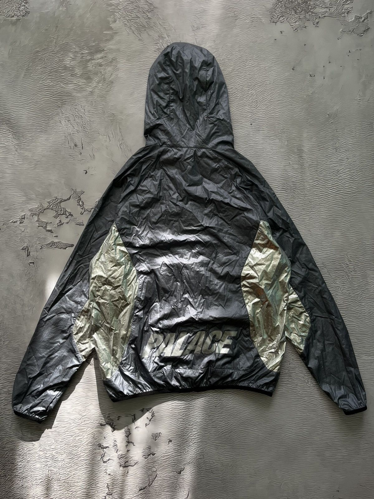 Palace 2019 Palace Skateboards Foil Jacket Nylon Light Streetwear Size US M / EU 48-50 / 2 - 10 Thumbnail