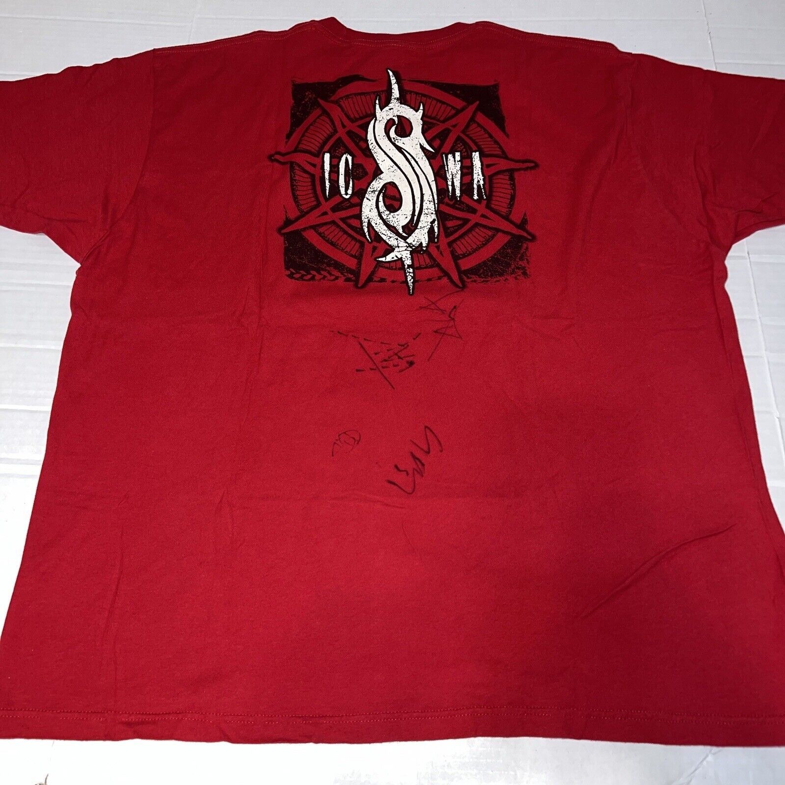 Slipknot SLIPKNOT Autographed Signed Shirt Mens 2XL IOWA DEVIL GOAT Size US XXL / EU 58 / 5 - 3 Thumbnail