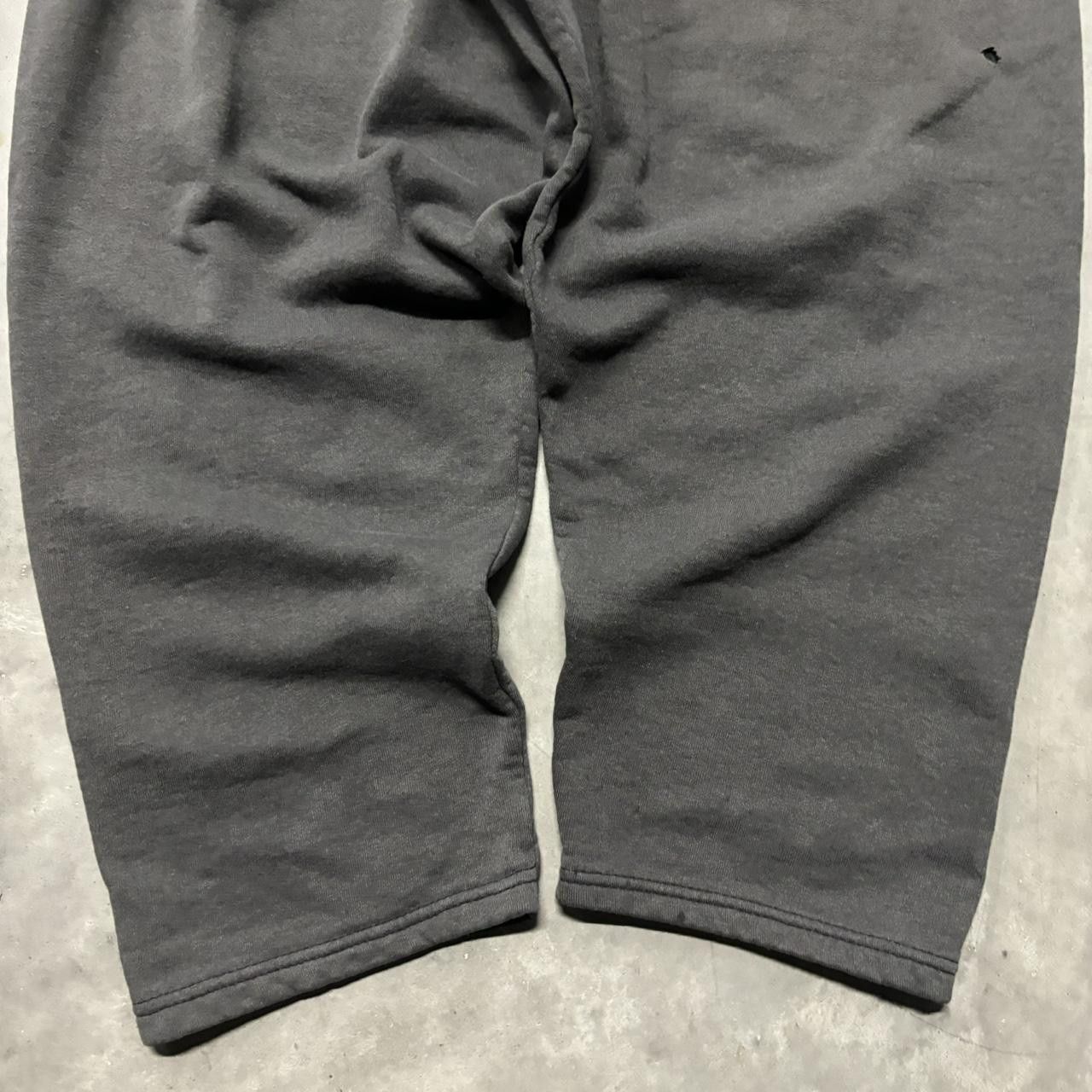 Japanese Brand × Vintage Crazy Vintage Y2K/2000s Faded Black Essential Sweatpants! Size US 32 / EU 48 - 5 Thumbnail