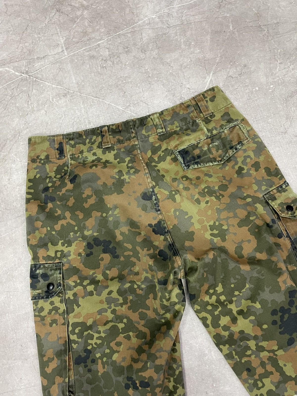 Yeezy Vintage Army German distressed yeezy style Gargo Shorts Size US 32 / EU 48 - 8 Thumbnail