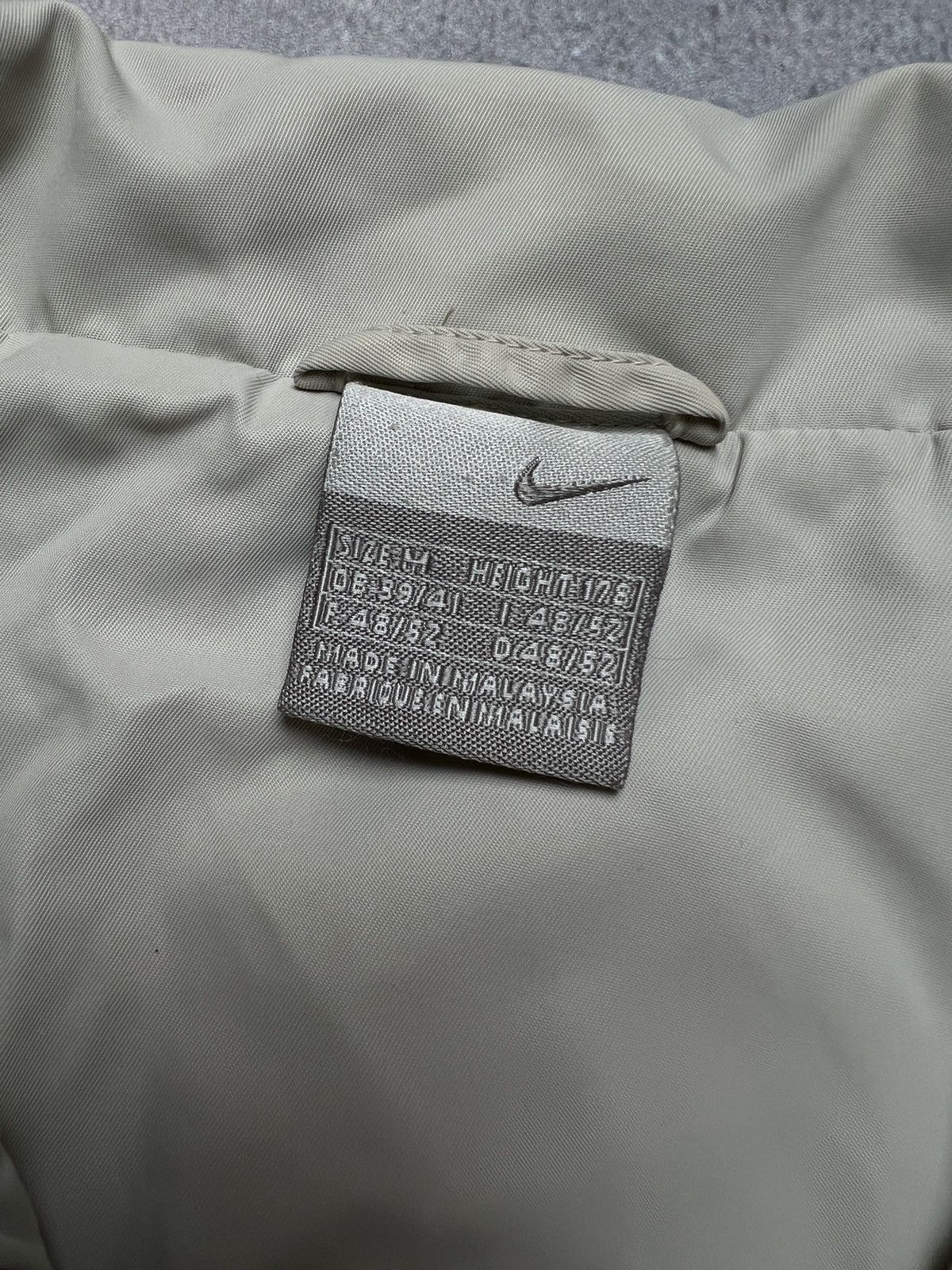 Nike Nike windbreaker vintage logo track bomber jacket zip-up USA Size US M / EU 48-50 / 2 - 13 Thumbnail
