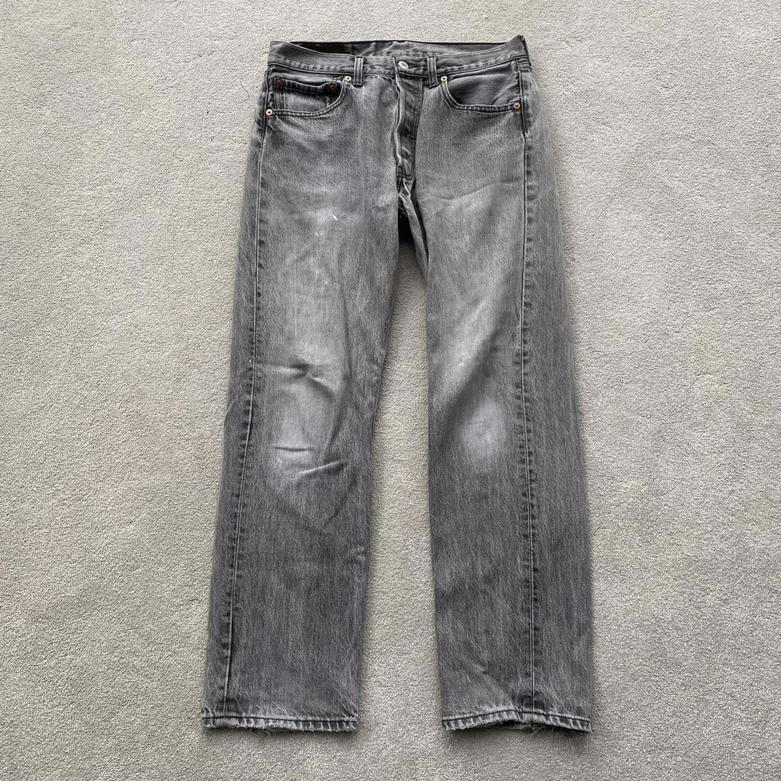 Levi's Vintage Levi’s Distressed Denim Jeans Size US 32 / EU 48 - 1 Thumbnail