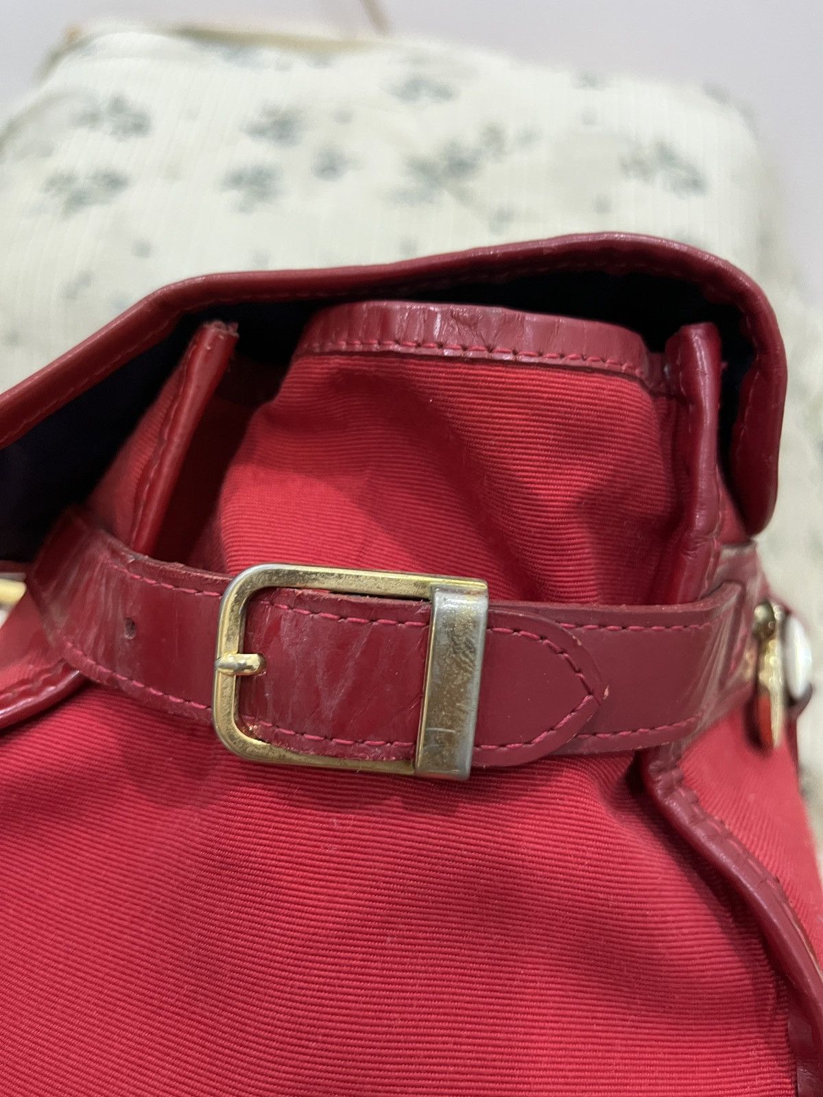 Designer × Moschino 🔥🔥🔥STEALS MOSCHINO TRAVEL BAG Size ONE SIZE - 5 Thumbnail