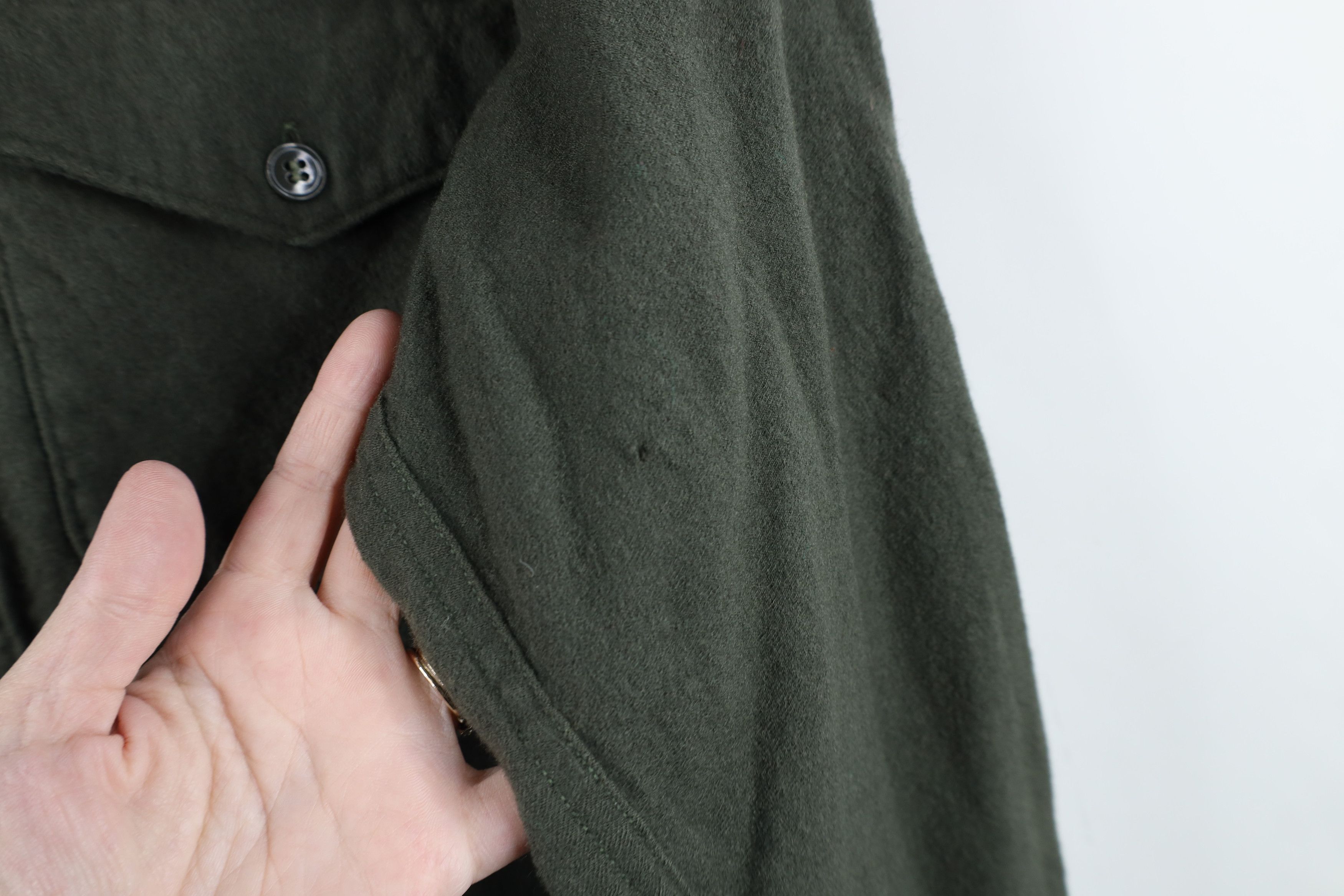 Vintage Vintage 50s 60s Military Wool Field Button Shirt Green USA Size US S / EU 44-46 / 1 - 9 Thumbnail