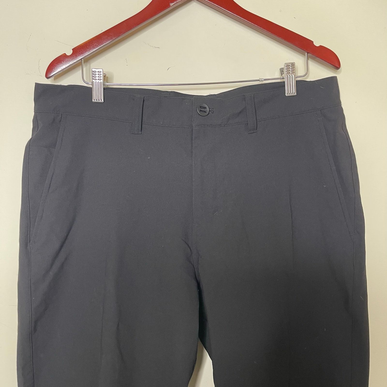Lululemon Lululemon Men Black ABC Slim-Fit 5 Pocket Pant 36x28 Size US 36 / EU 52 - 4 Thumbnail