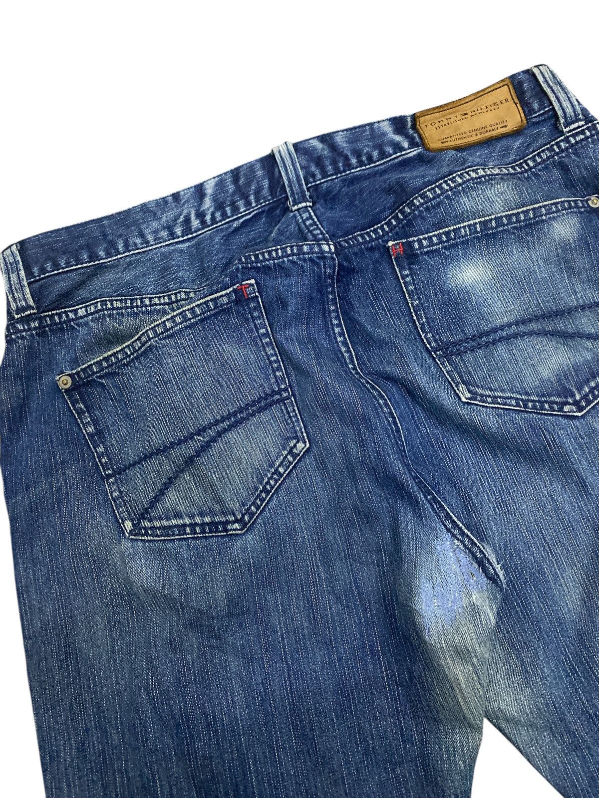 Tommy Hilfiger × Vintage Vintage Tommy Hilfiger Jeans Size US 36 / EU 52 - 9 Thumbnail