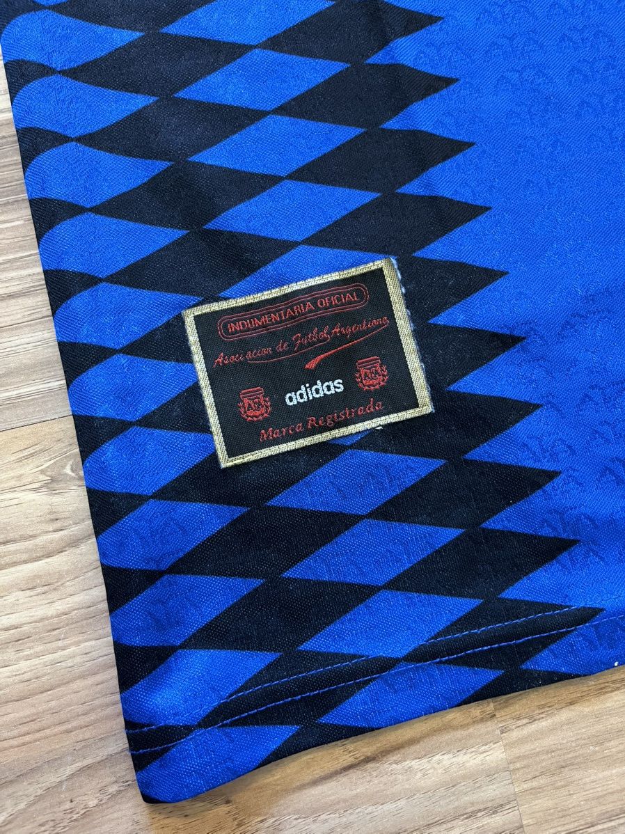 Adidas × Vintage Football soccer Argentina 94/95 Adidas 90s Size US L / EU 52-54 / 3 - 6 Thumbnail