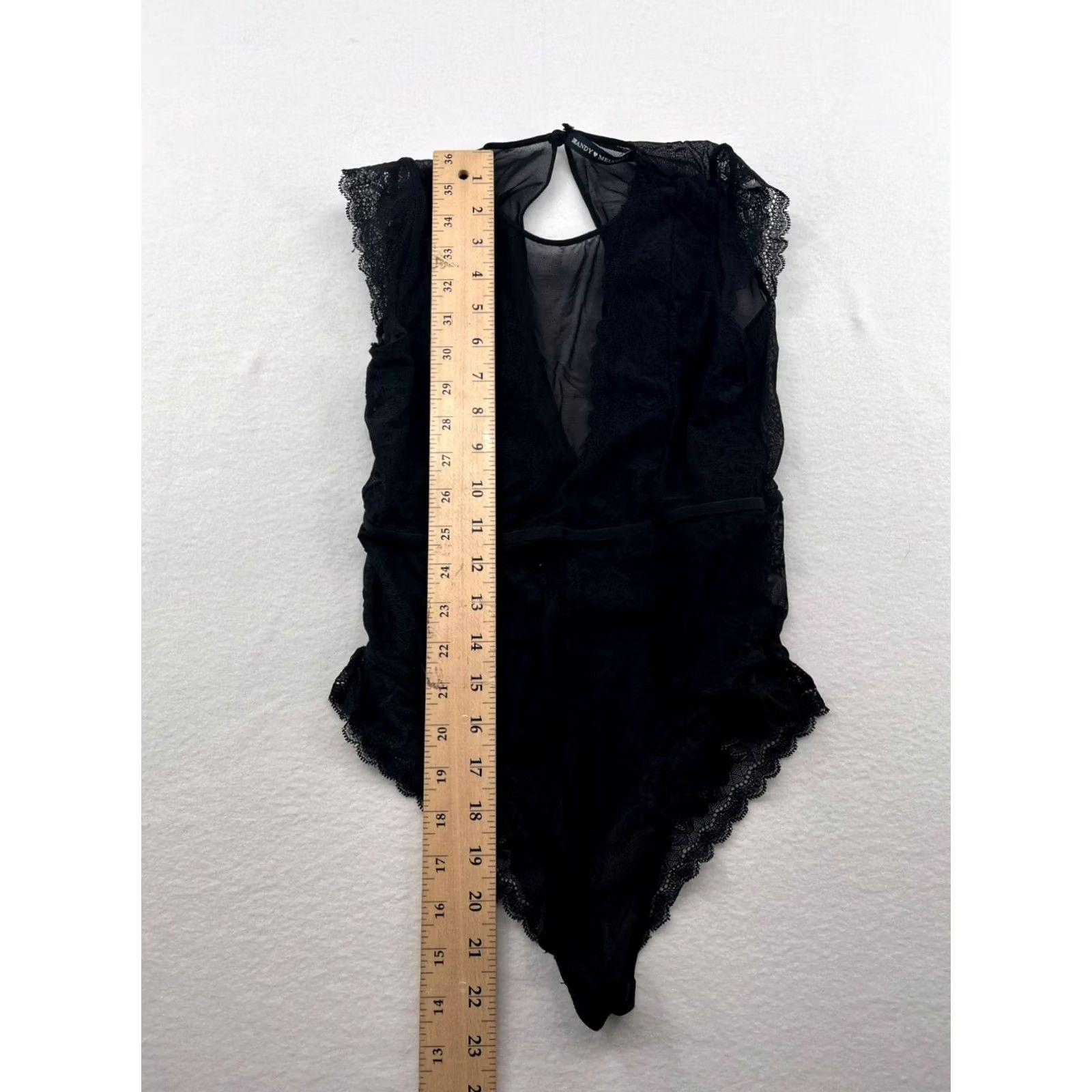Brandy Melville Brandy Melville Bodysuit Women S Black Lace Sheer Keyhole Back #6135 Size S / US 4 / IT 40 - 7 Thumbnail
