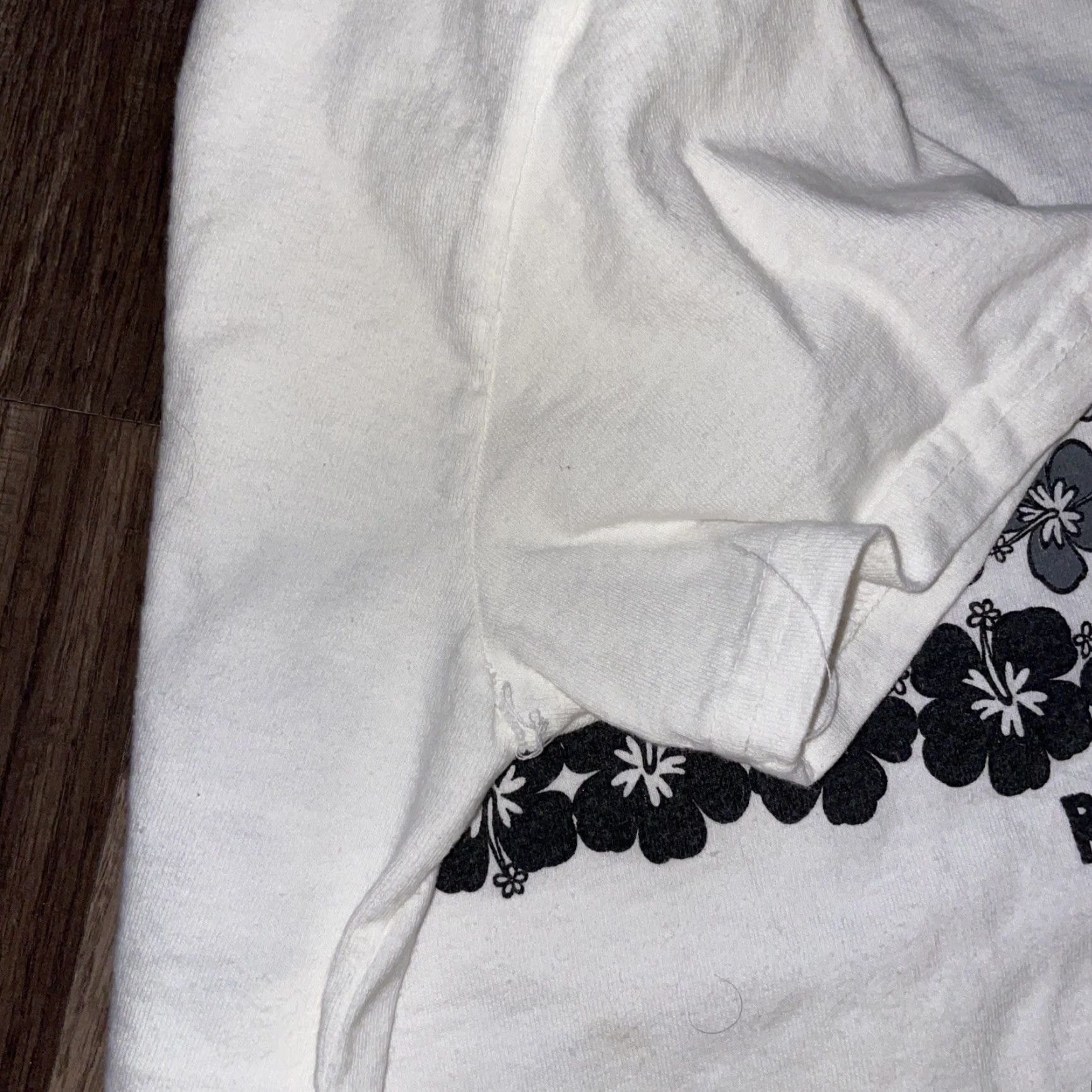 Vintage VINTAGE Raisins T-Shirt White S Hawaiian Men Small Size US S / EU 44-46 / 1 - 4 Thumbnail