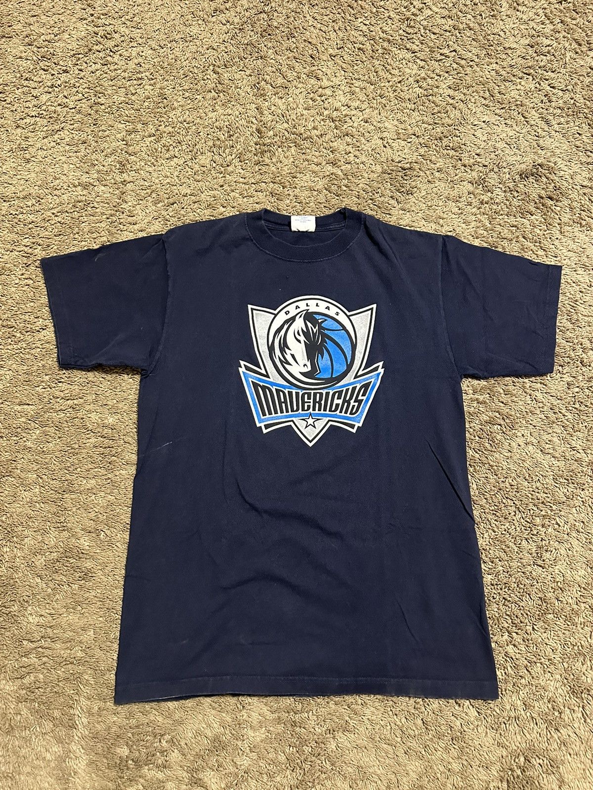 Majestic × NBA × Vintage Vintage Majestic NBA Dallas Mavericks shirt 00s size large Size US L / EU 52-54 / 3 - 1 Thumbnail