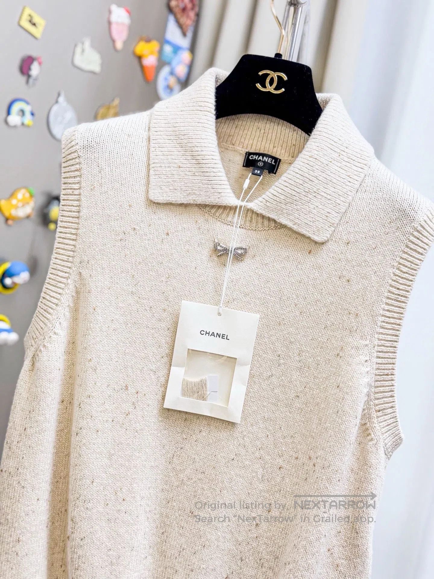 Chanel Chanel Oatmeal Bow Lapel Knit Vest. Size S / US 4 / IT 40 - 2 Thumbnail
