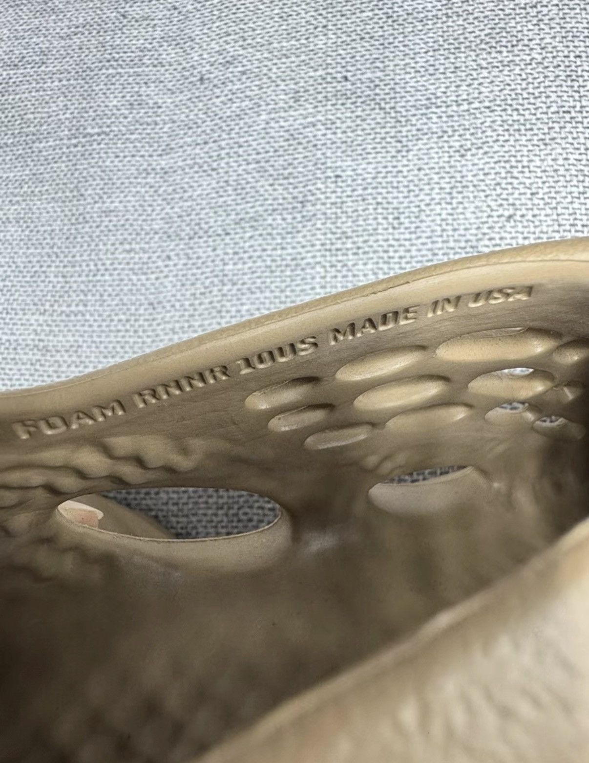 Adidas Adidas Yeezy Foam Runner Clay Taupe K37 Size US 10.5 / EU 43-44 - 2 Thumbnail
