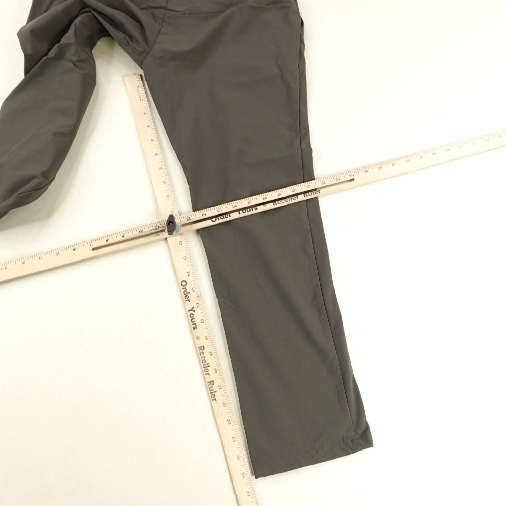 Vintage Ministry of Supply Men's Slim Fit Stretch Chino Pants 30W Gray Microfiber Casual Workwear Size US 30 / EU 46 - 7 Thumbnail