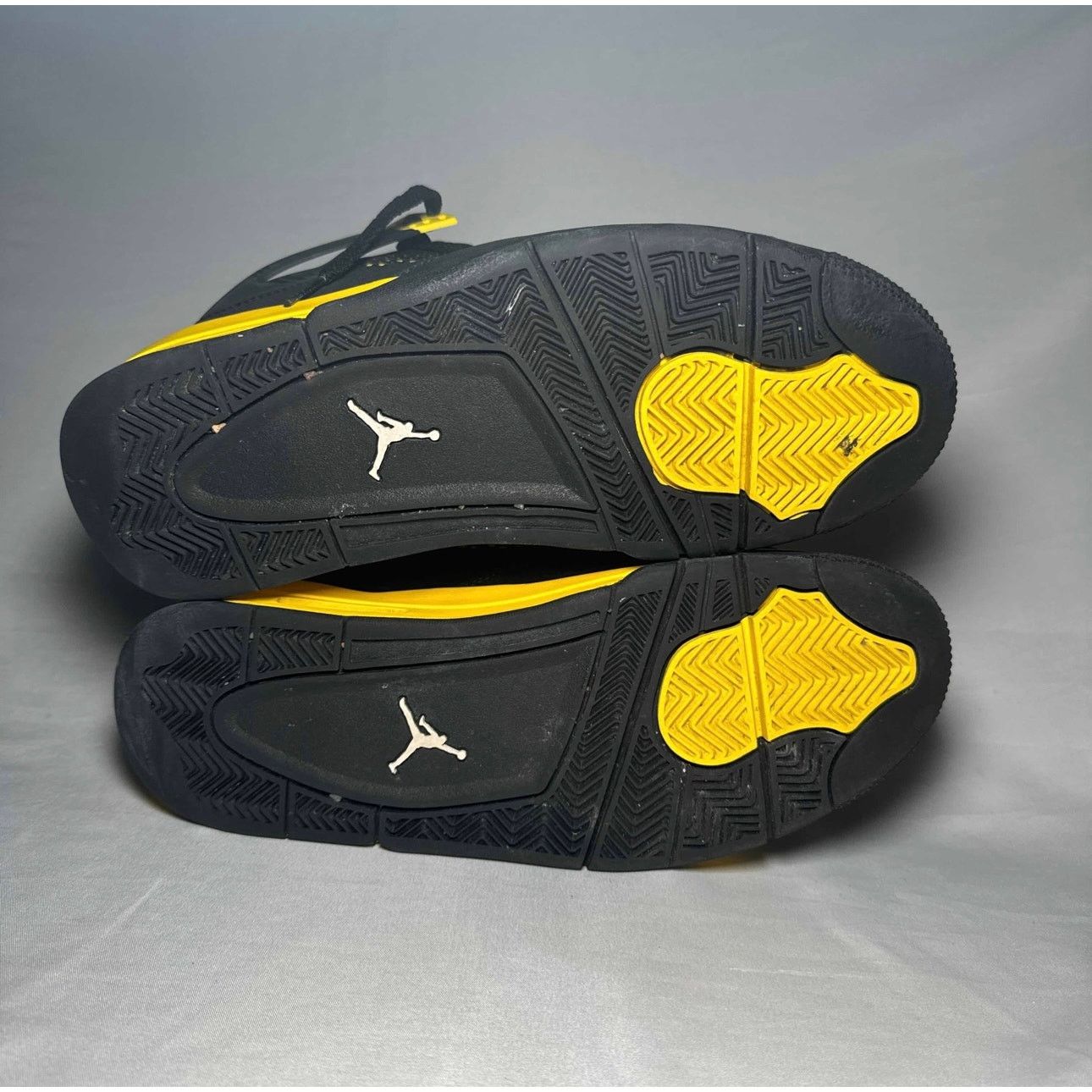 Jordan Brand × Nike Size 8.5 - Nike Air Jordan 4 Retro Thunder 2023 Men's Shoes Size US 8.5 / EU 41-42 - 6 Thumbnail