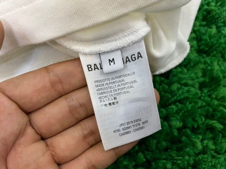 Balenciaga Balenciaga White MasterCard Short Sleeve Size M Size US M / EU 48-50 / 2 - 4 Thumbnail