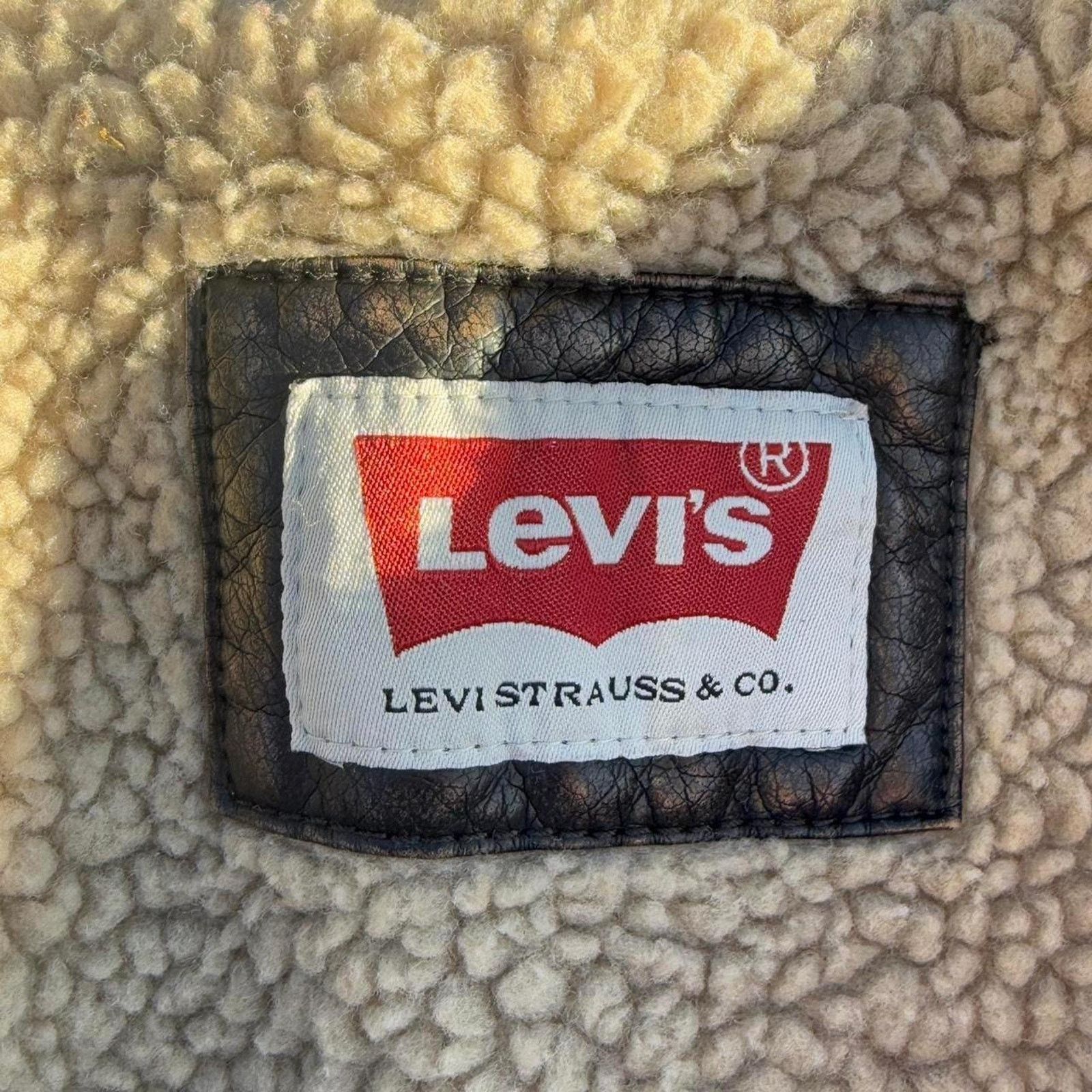 Levi's Vintage Levi's Real Leather Jacket Dark Brown Size L Size US L / EU 52-54 / 3 - 2 Thumbnail