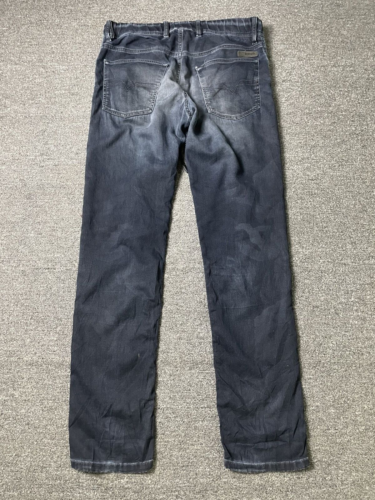 Diesel × Vintage DIESEL INDUSTRY RELAXED FIT JEANS (103) Size US 33 - 10 Thumbnail