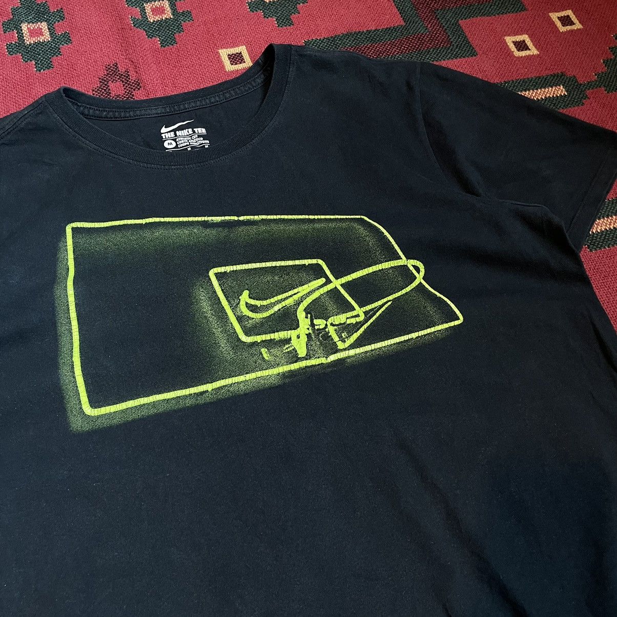 Nike Nike Neon Basketball Hoop Tee Size US M / EU 48-50 / 2 - 2 Thumbnail