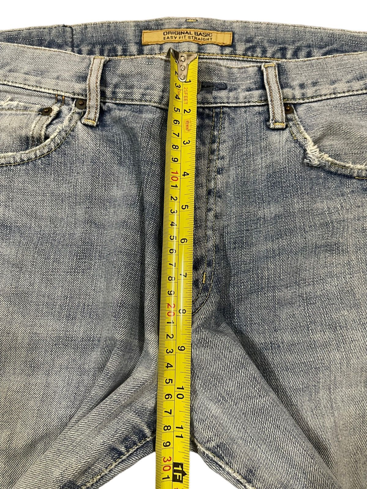 Uniqlo Vintage Japanese Uniqlo Blue Wash Style Distress Baggy Jeans Size US 34 / EU 50 - 14 Thumbnail
