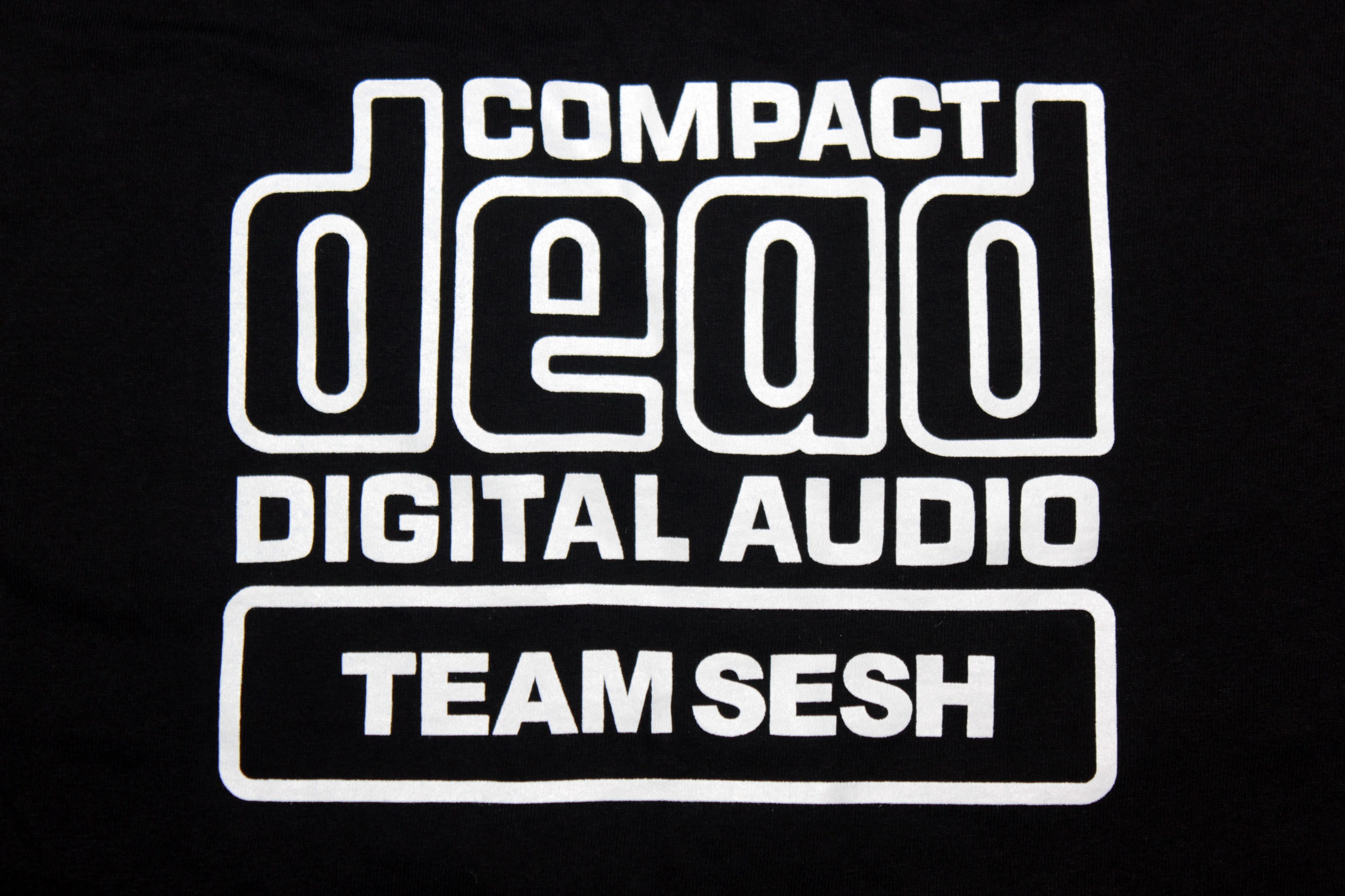 Bones × TeamSESH TeamSESH "DeadAudio" T-Shirt Size US L / EU 52-54 / 3 - 4 Thumbnail