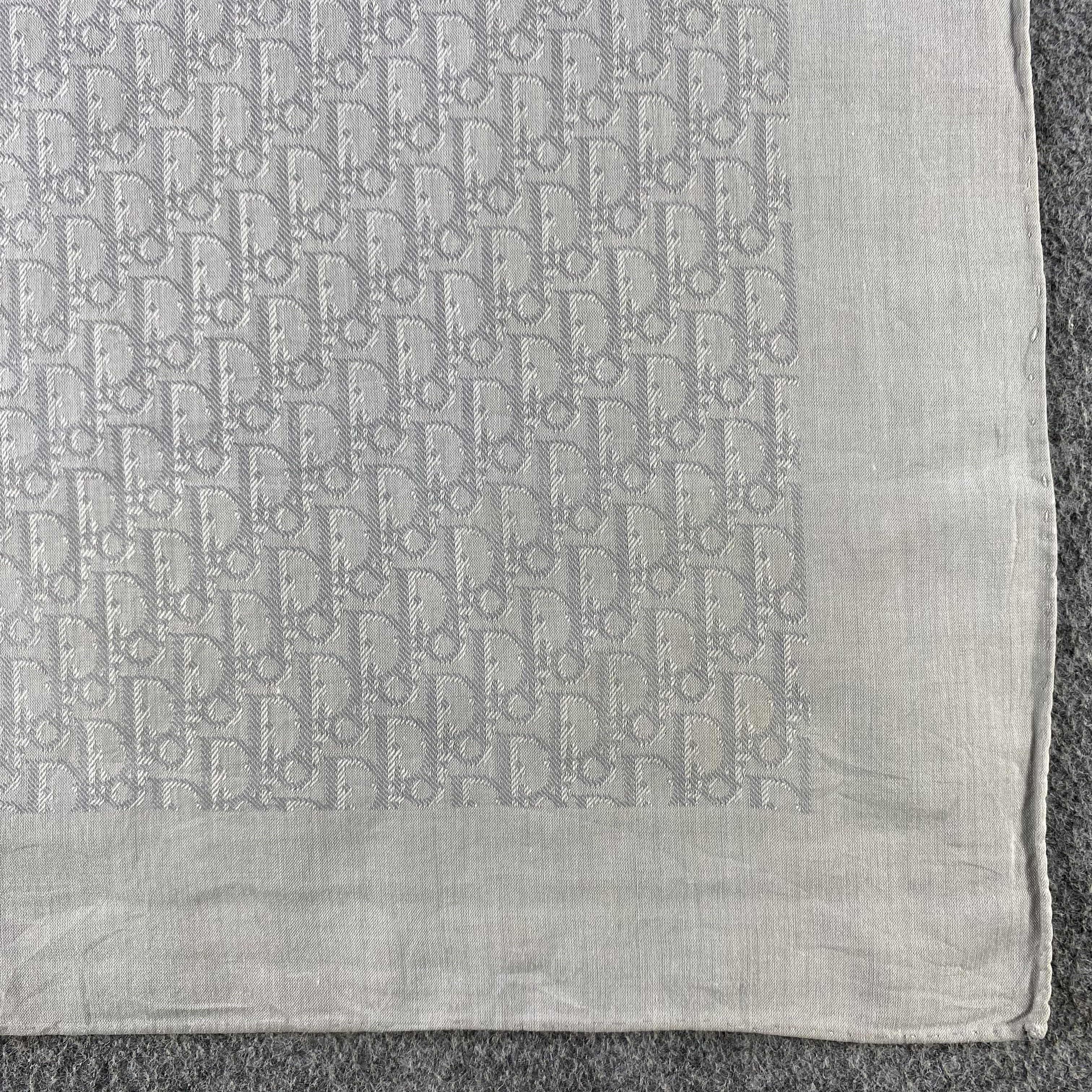 Vintage Dior Monogram Handkerchief/Neckerchief/Bandana HC671 Size ONE SIZE - 3 Thumbnail