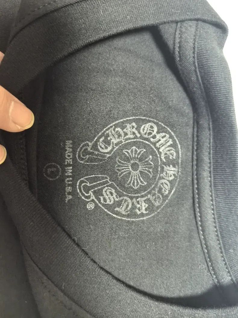 Chrome Hearts CHROME HEARTS Size L Letter printed round neck pullover lon Size US L / EU 52-54 / 3 - 3 Thumbnail