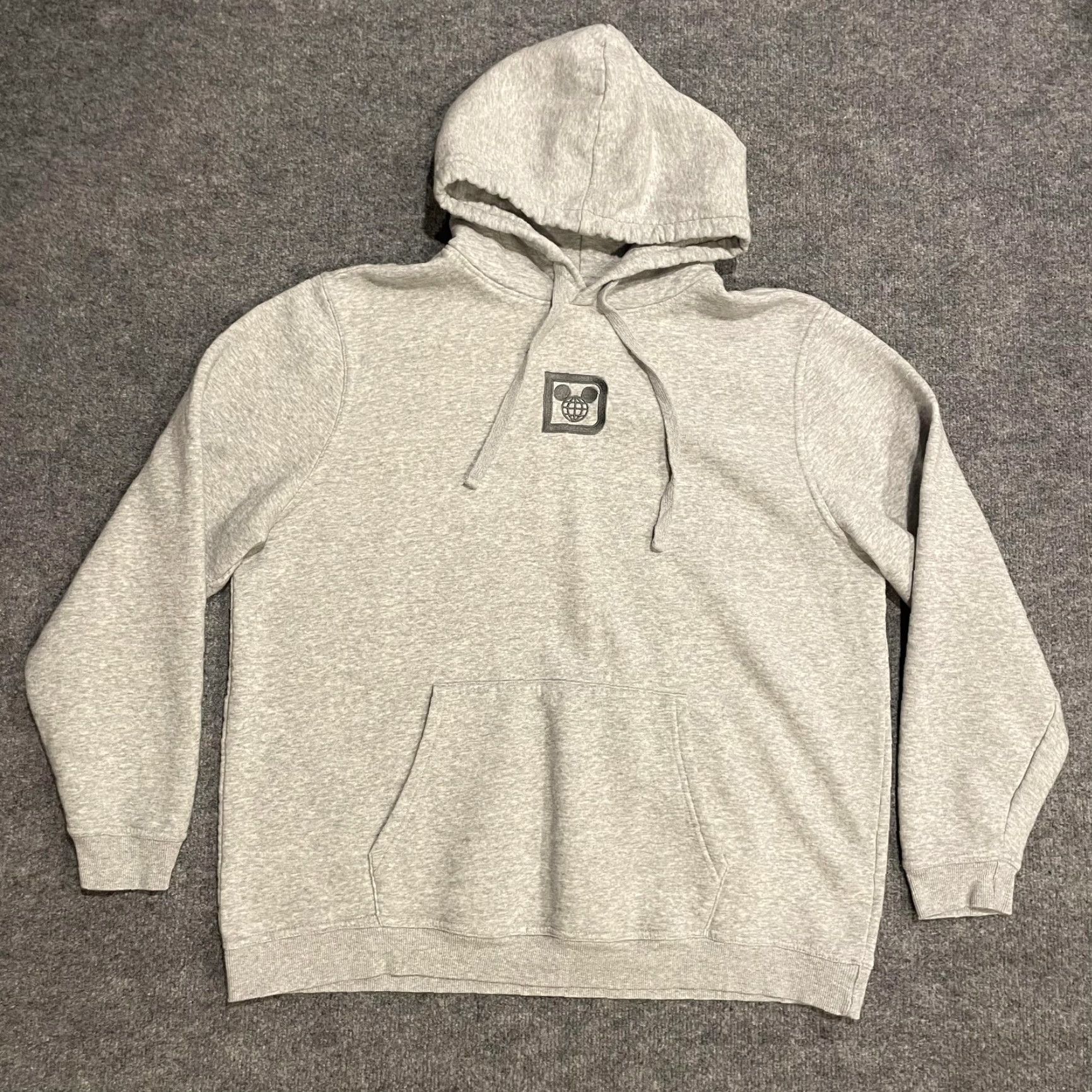 Disney Disney Hoodie Mens XL Pullover Gray Fleece Mickey Mouse Walt Disney World Castle 1971 Logo Graphic Print Hooded Pockets Size US XL / EU 56 / 4 - 2 Thumbnail