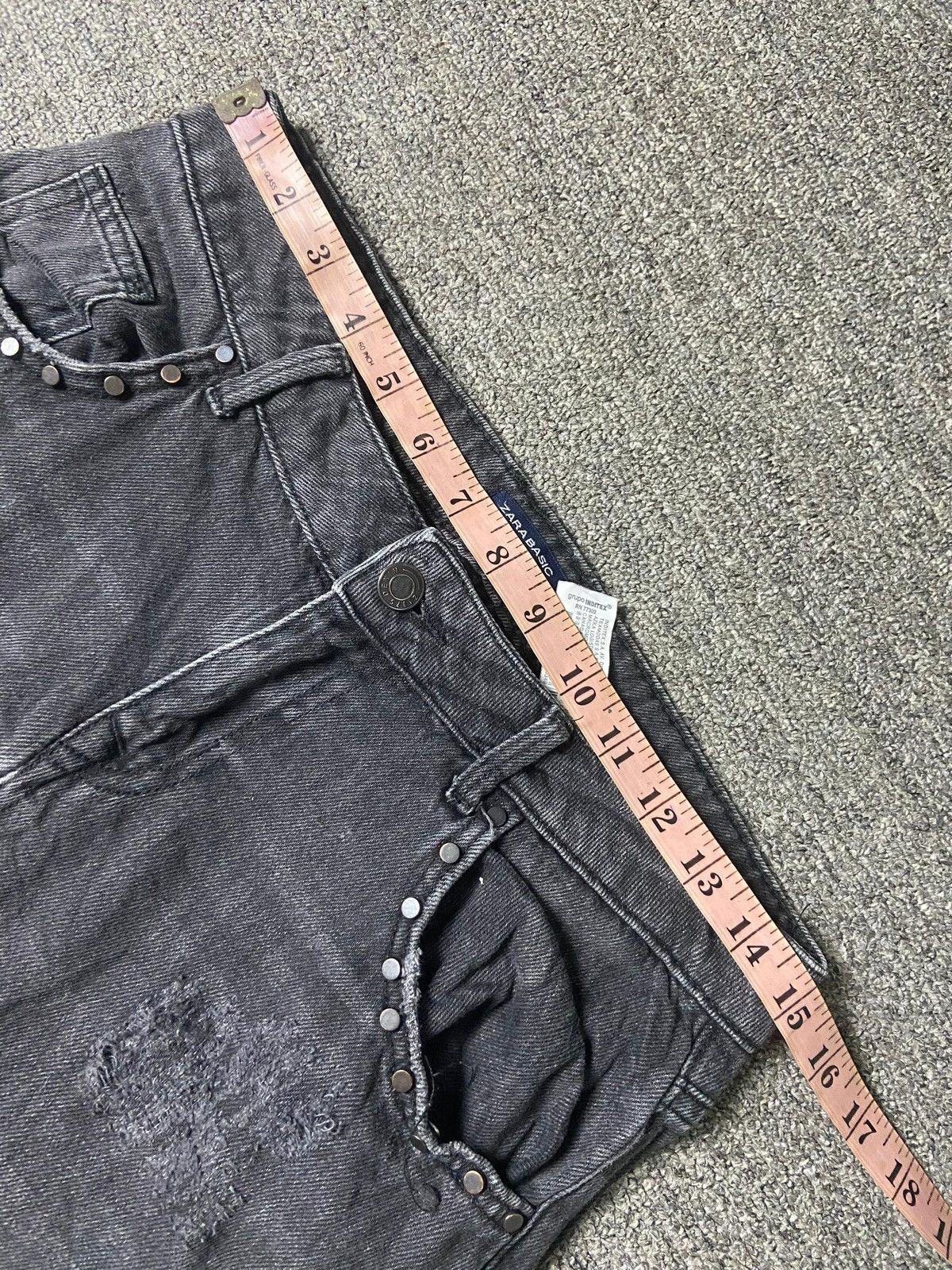 Zara Zara Basic 1975 Acid Black Distressed Ripped Jeans (165) Size US 30 / EU 46 - 7 Thumbnail