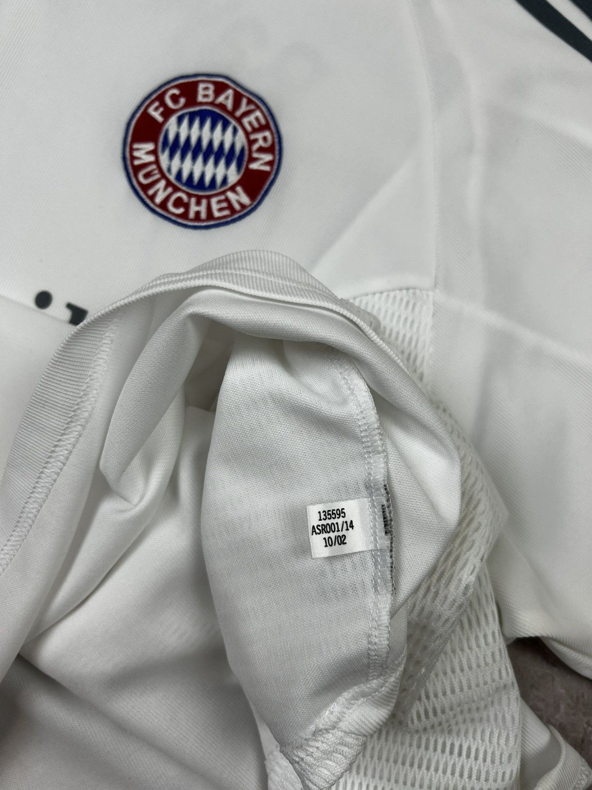 Adidas Bayern Munchen 2002-03 Adidas Vintage Soccer Jersey Size US XL / EU 56 / 4 - 14 Thumbnail