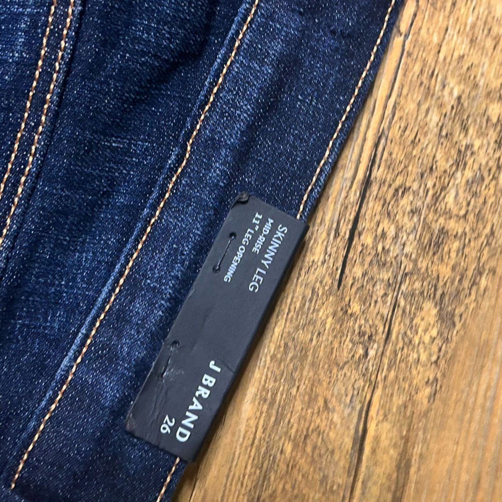 J Brand Nwt- J Brand Mid Rise Skinny-26 Size 26" / US 2 / IT 38 - 5 Thumbnail