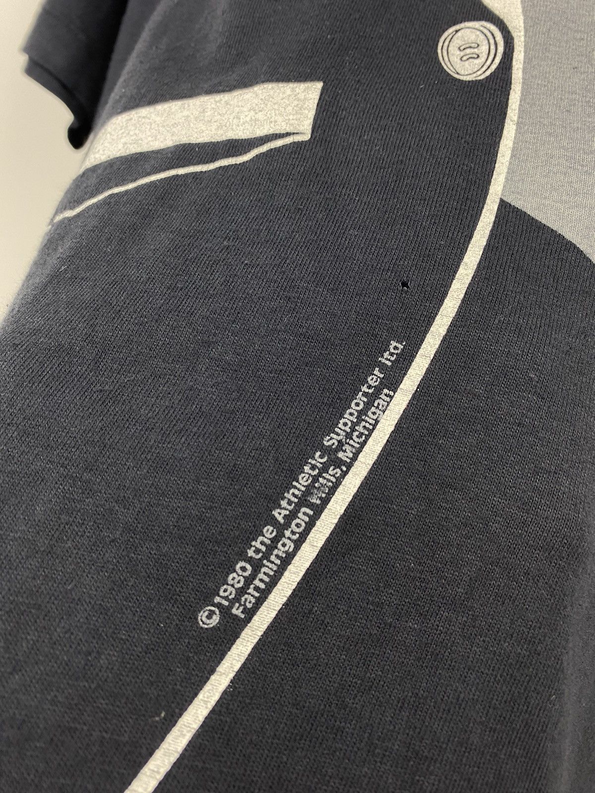 Hanes Vintage 1980 The Athletic Supporter Costume USA T Shirt Tee Size US XL / EU 56 / 4 - 4 Thumbnail