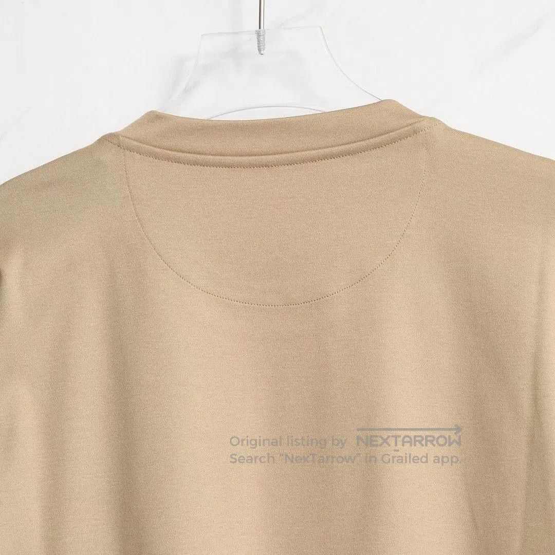 Fendi Fendi Men's Metal Logo Solid T-Shirt. Size US M / EU 48-50 / 2 - 7 Thumbnail