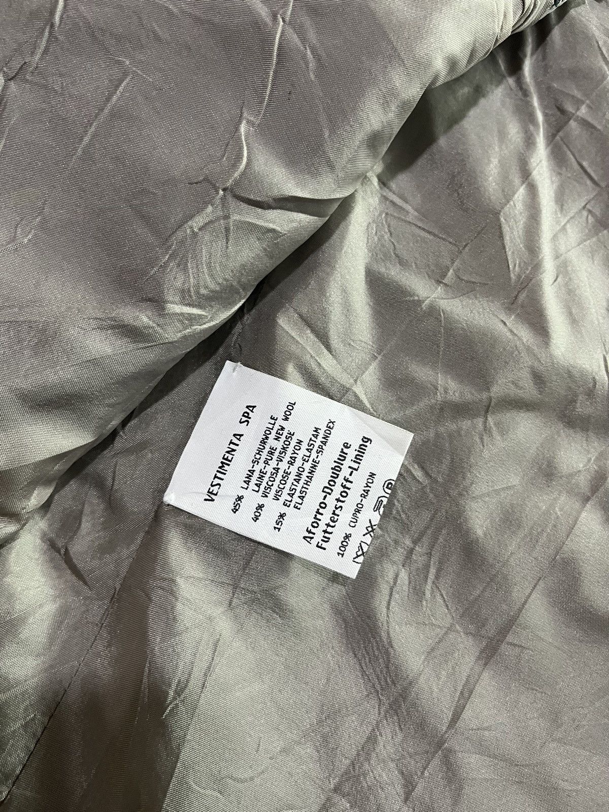 Designer × Giorgio Armani × Vintage Vintage Giorgio Armani Tailored Coat Blazer Size US L / EU 52-54 / 3 - 3 Thumbnail