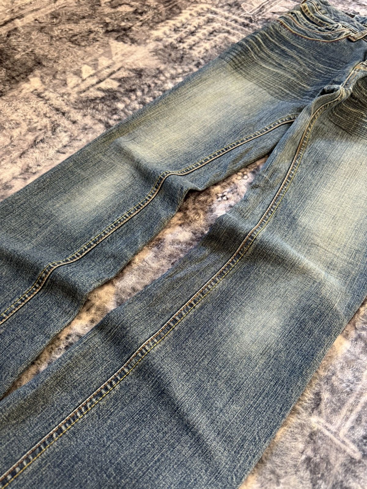 Le Grande Bleu (L.G.B.) Happy Face Contrast Stitch Whiskered Bootcut Flared Jeans Size US 28 / EU 44 - 9 Thumbnail