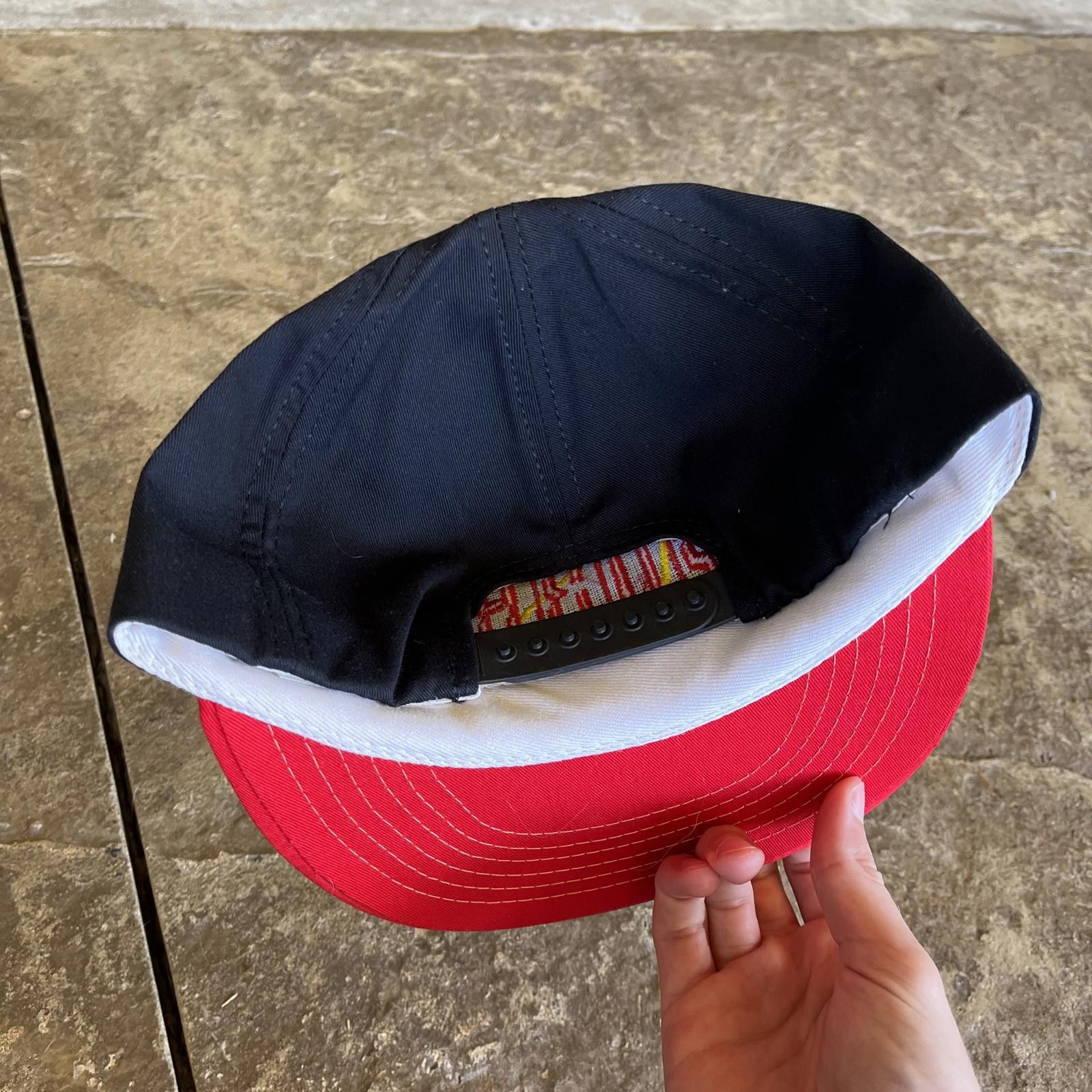 Vintage Vintage New Without Tags Georgia Bulldogs SnapBack Hat Size ONE SIZE - 2 Thumbnail
