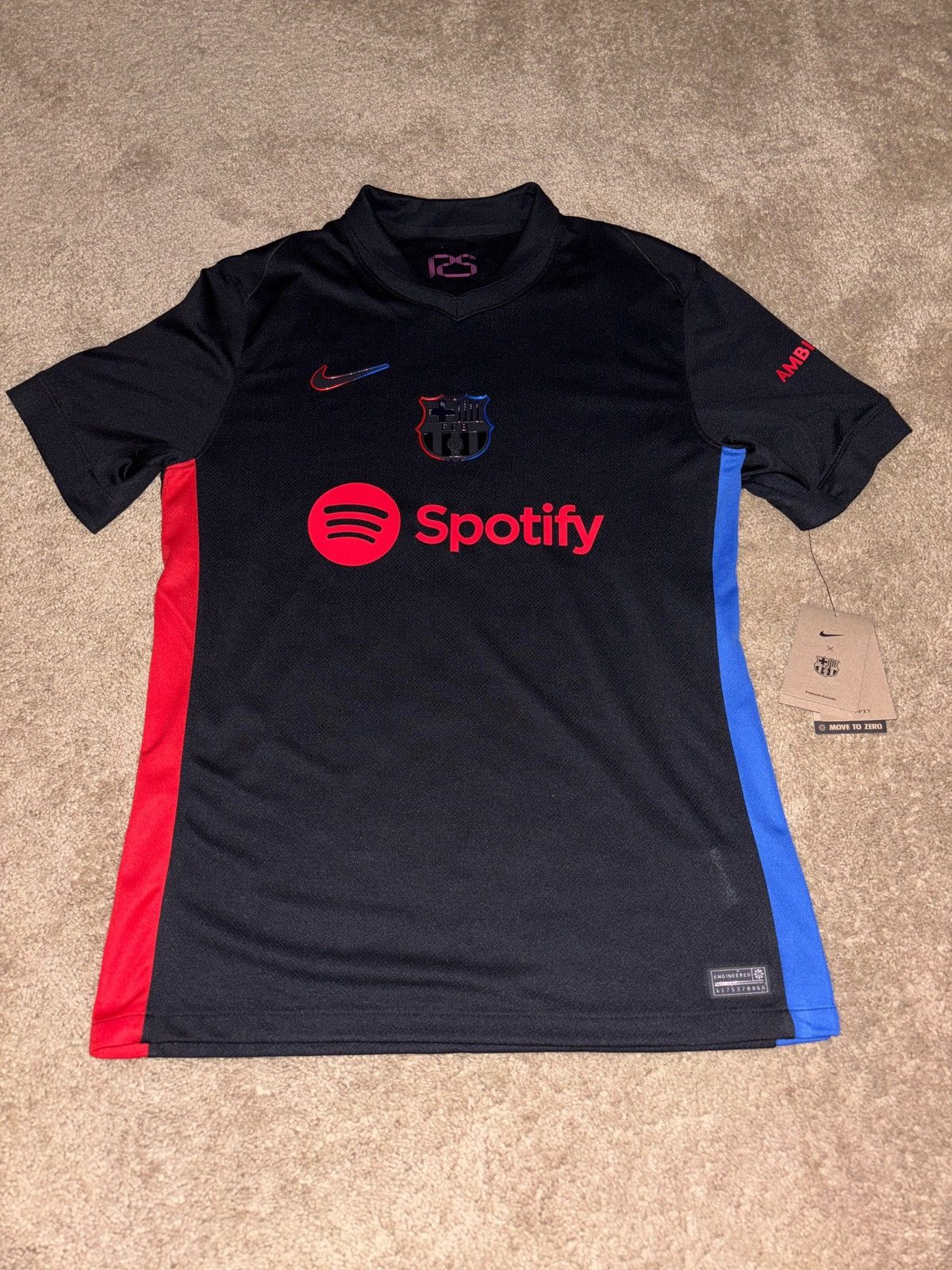 Nike Barcelona 2024/25 Away Kit Fan Version Size US M / EU 48-50 / 2 - 1 Thumbnail
