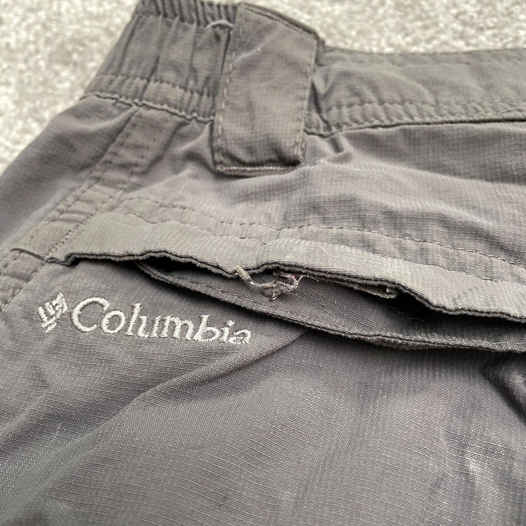Vintage Columbia Womens Cargo Shorts Omni Wick Large 10L Dark Gray Nylon Outdoor Casual Size 36" / US 14 / IT 50 - 6 Thumbnail