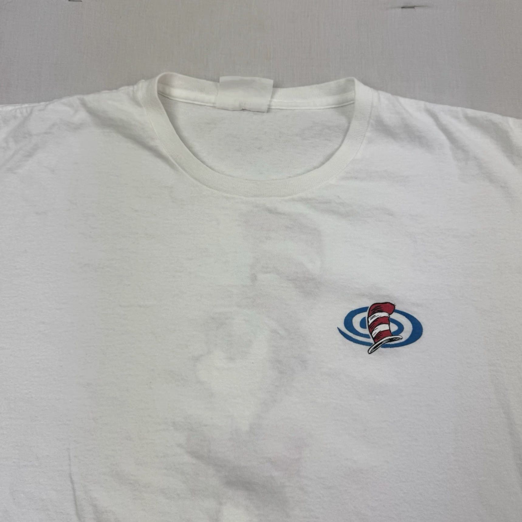Vintage VINTAGE Cat In The Hat T-Shirt Men Adult Large Cartoon 90s Dr Seuss White Graphic Size US L / EU 52-54 / 3 - 7 Thumbnail