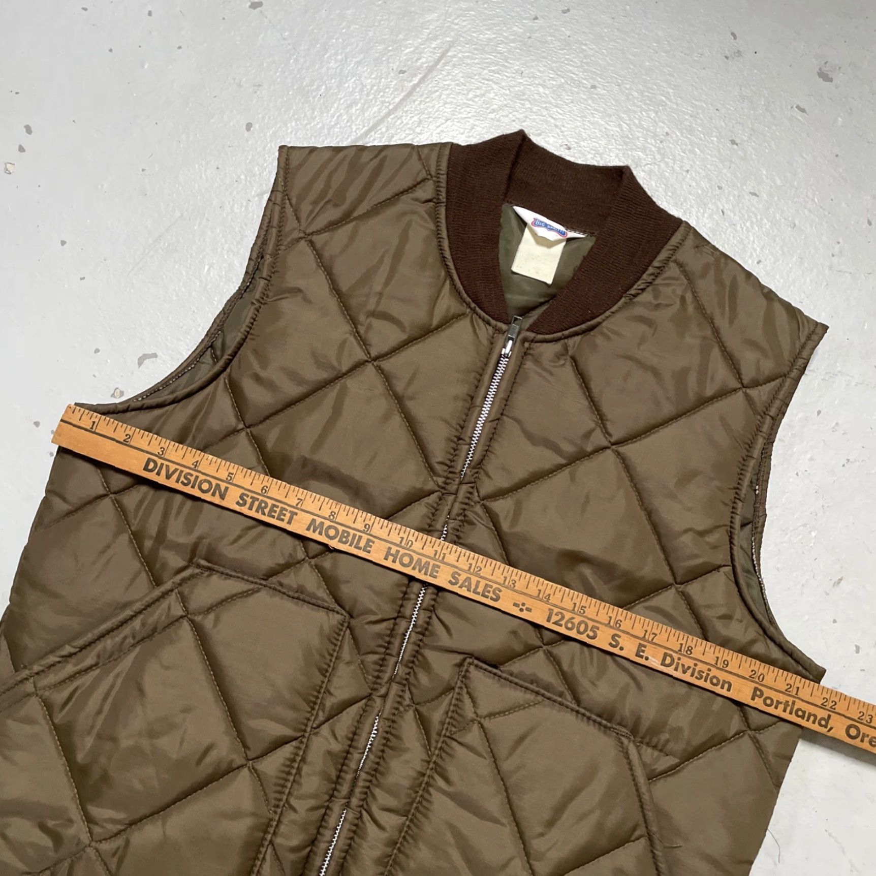 Vintage VINTAGE Big Smith Quilted Full Zip Insulated Puffer Work Vest Unisex Adults M Brown USA 90s 80s Workwear Logger Camp Hunting Mens Girls Womens Size US M / EU 48-50 / 2 - 2 Thumbnail