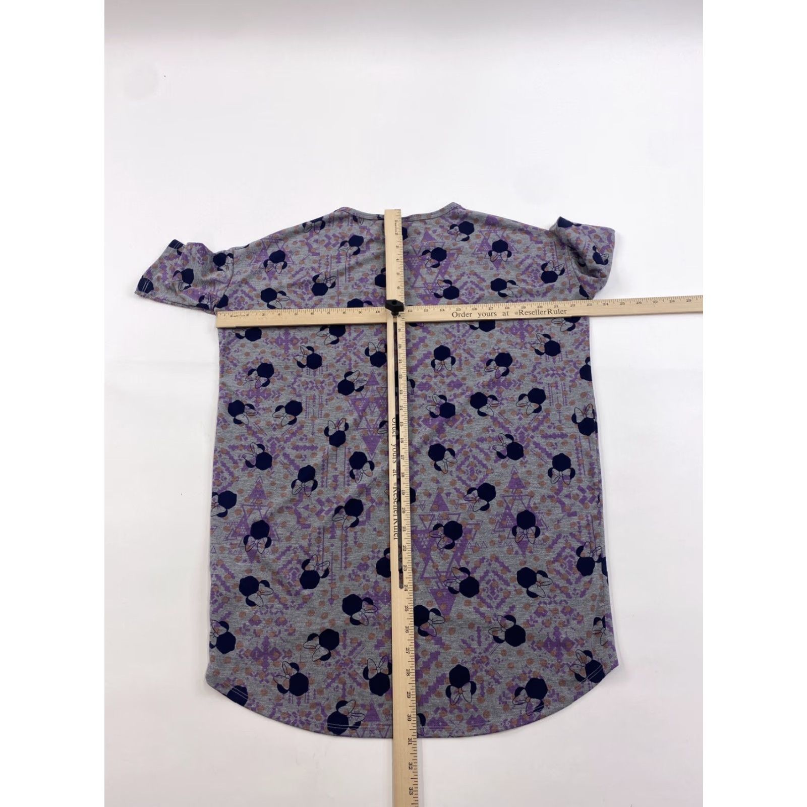 Vintage Lularoe Shirt Womens 2XS Disney Minnie Mouse Floral Flower Irma Gray T-Shirt Womens Minnie Mouse 2XS Disney Flower Irma Size XXS / US 00 / IT 34 - 3 Thumbnail