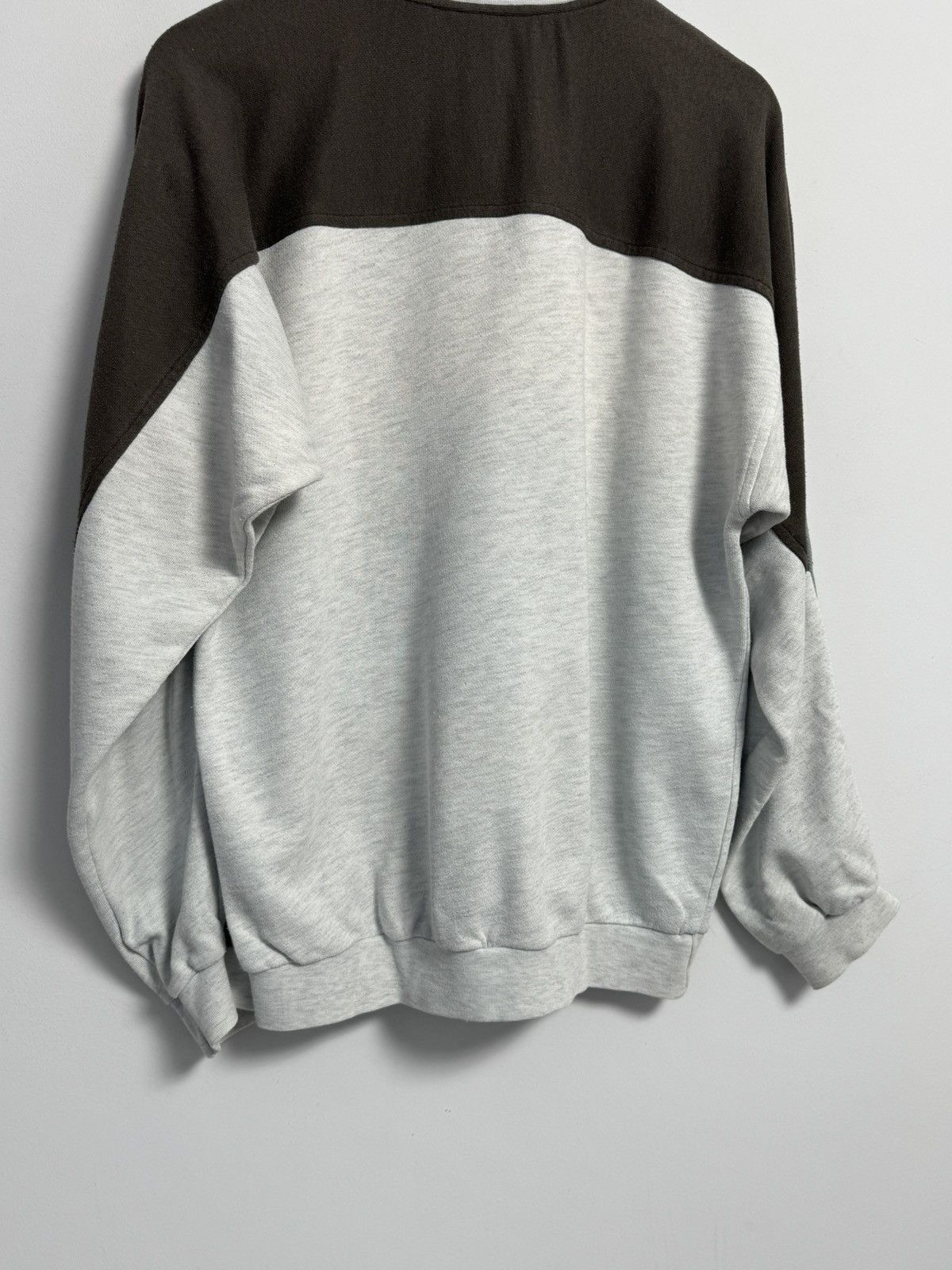 Nike Vintage Nike Sweatshirt Y2K Logo Pullover 90s Style Size US M / EU 48-50 / 2 - 16 Thumbnail