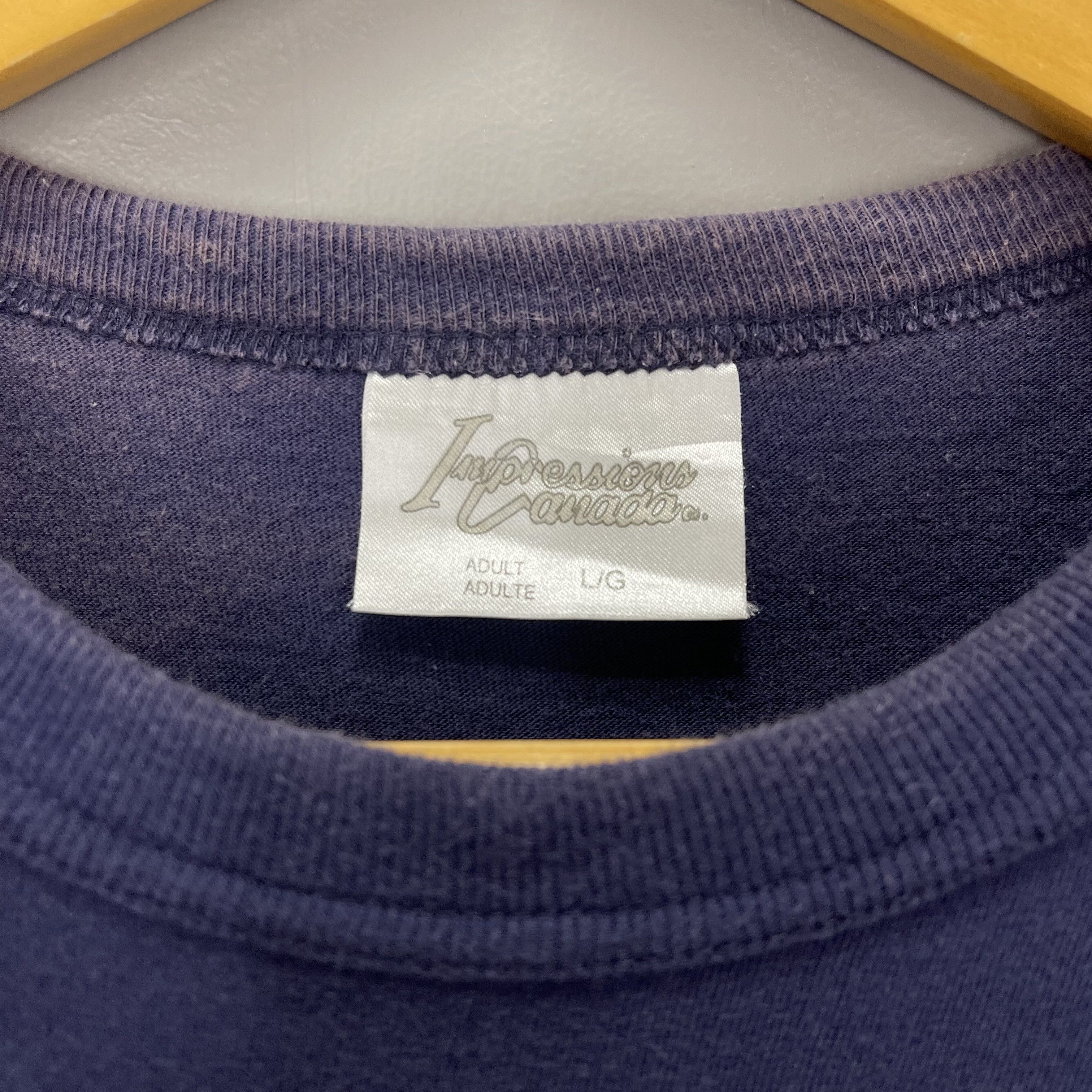 Vintage 90s Vintage EDMONTON CANADA Crew Neck T Shirt #1552/AZ Size US M / EU 48-50 / 2 - 7 Thumbnail