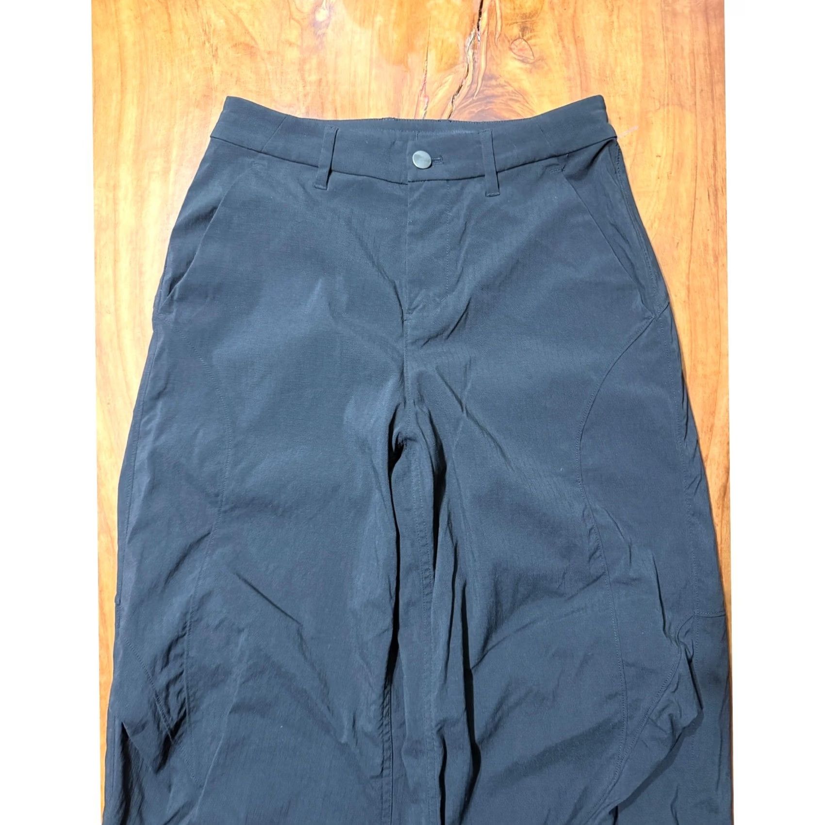 Lululemon Lululemon SLNSH Jogger Pants 25 Nylon Ripstop Utility Athletic Black Women Pants 25 Inseam 32 Slnsh Tech Size 26" / US 2 / IT 38 - 3 Thumbnail