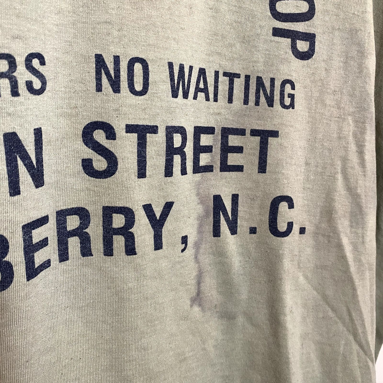 Hanes × Vintage Vintage 90s Barber Shop T Shirt Faded Single Stitch Size US L / EU 52-54 / 3 - 8 Thumbnail